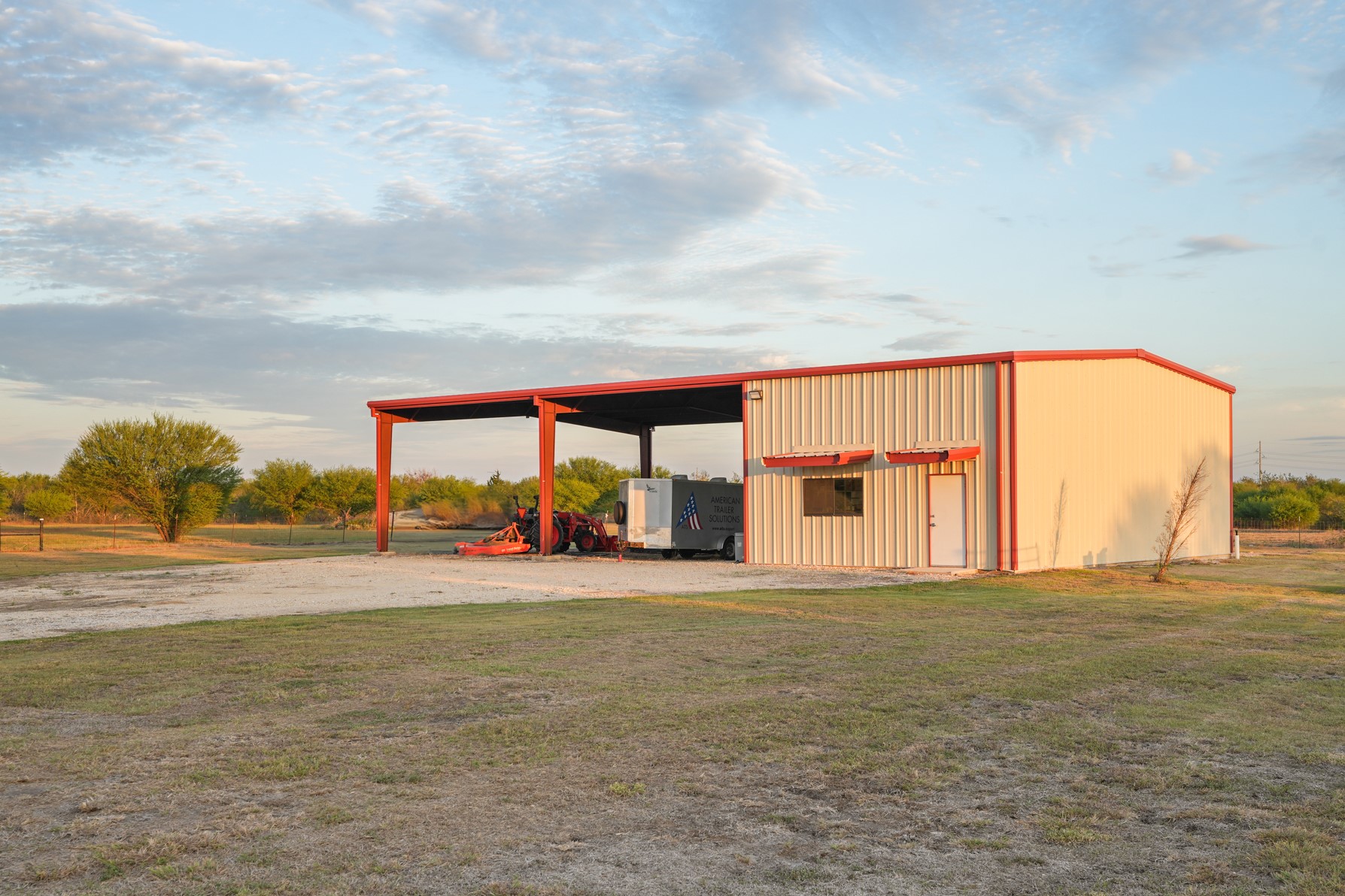 main property photo 34
