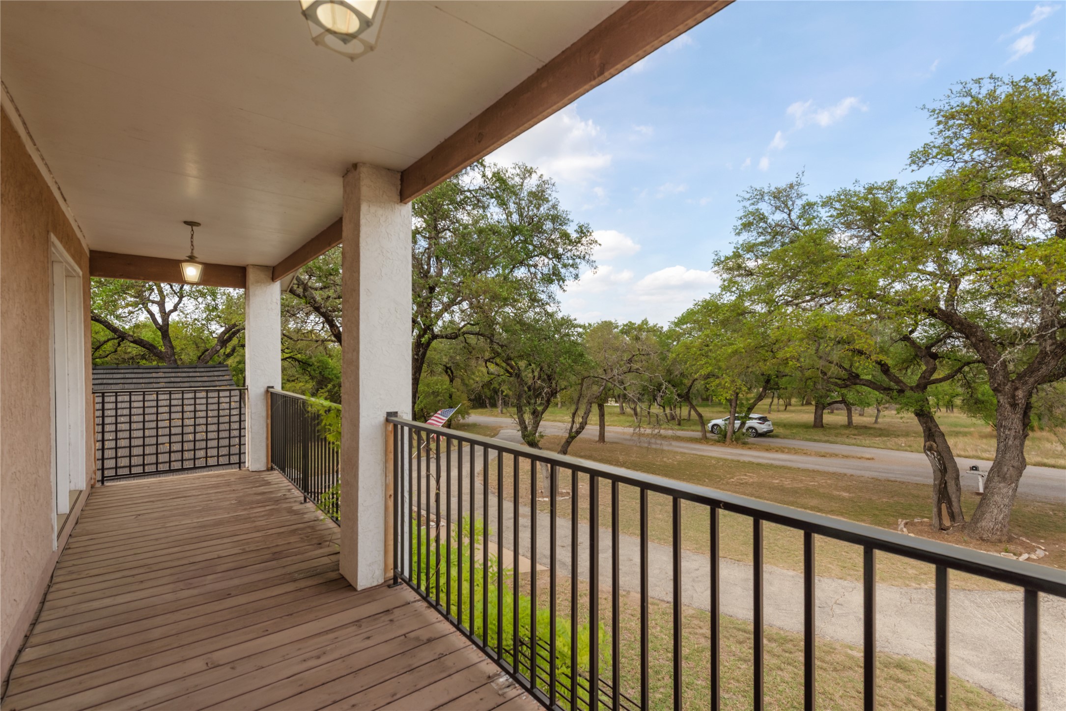 main property photo 18