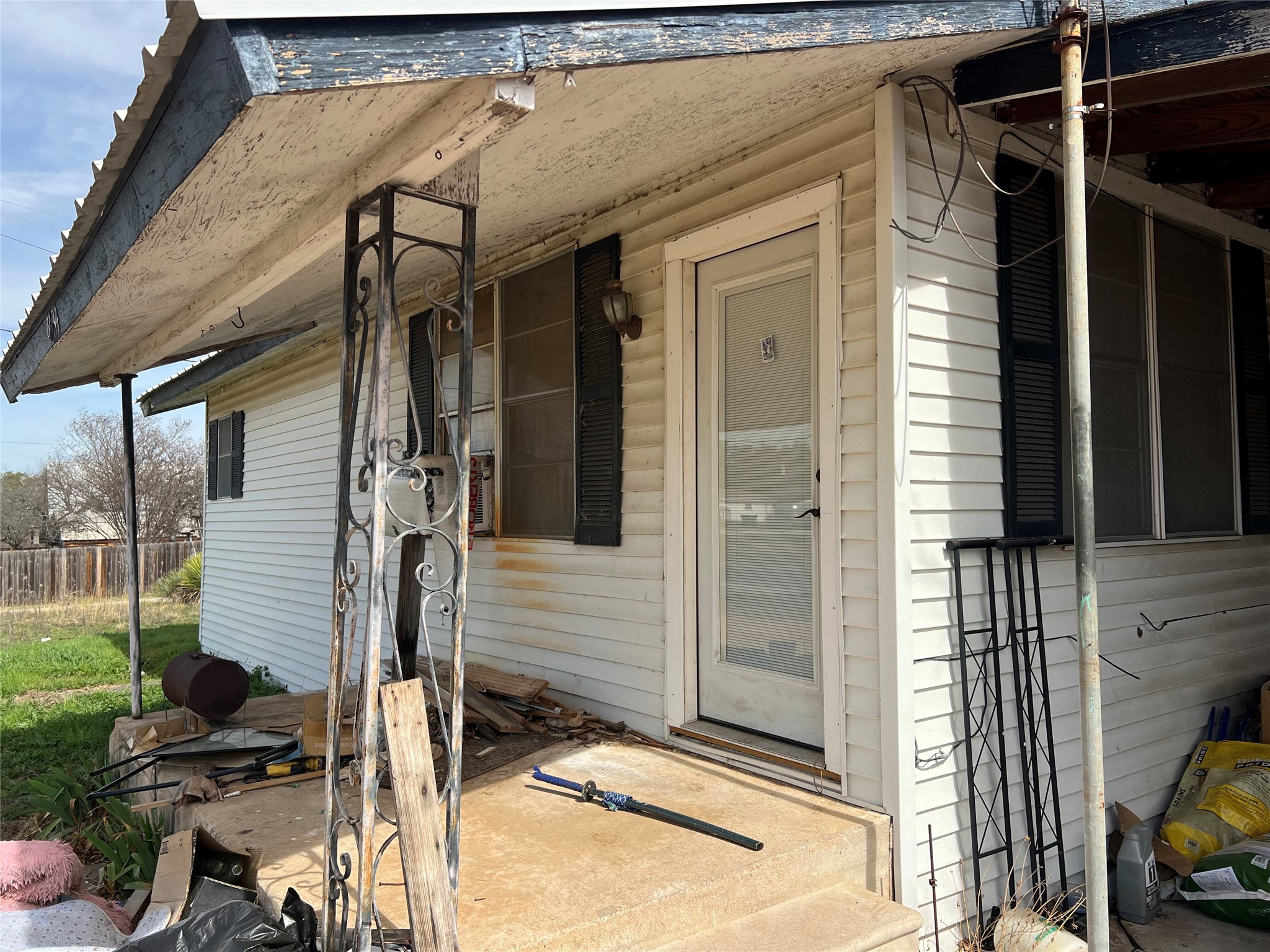 main property photo 6