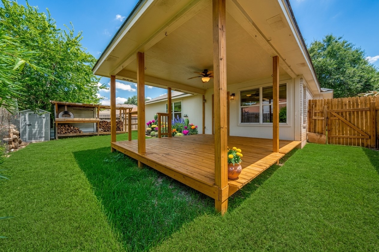 main property photo 30
