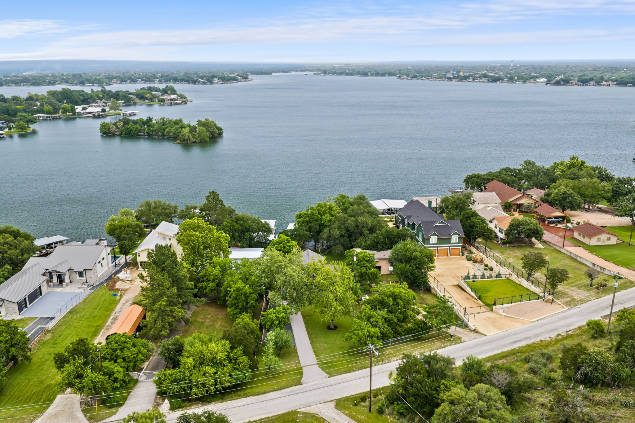 main property photo 34