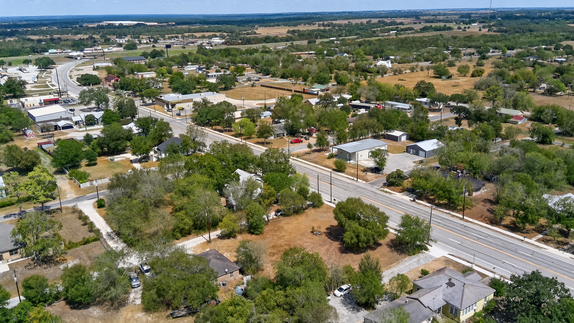 main property photo 6