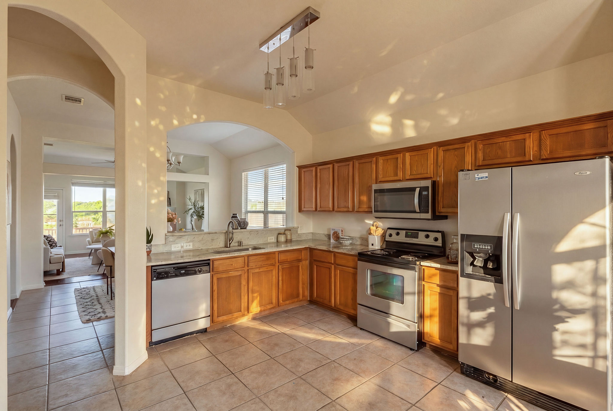 main property photo 11