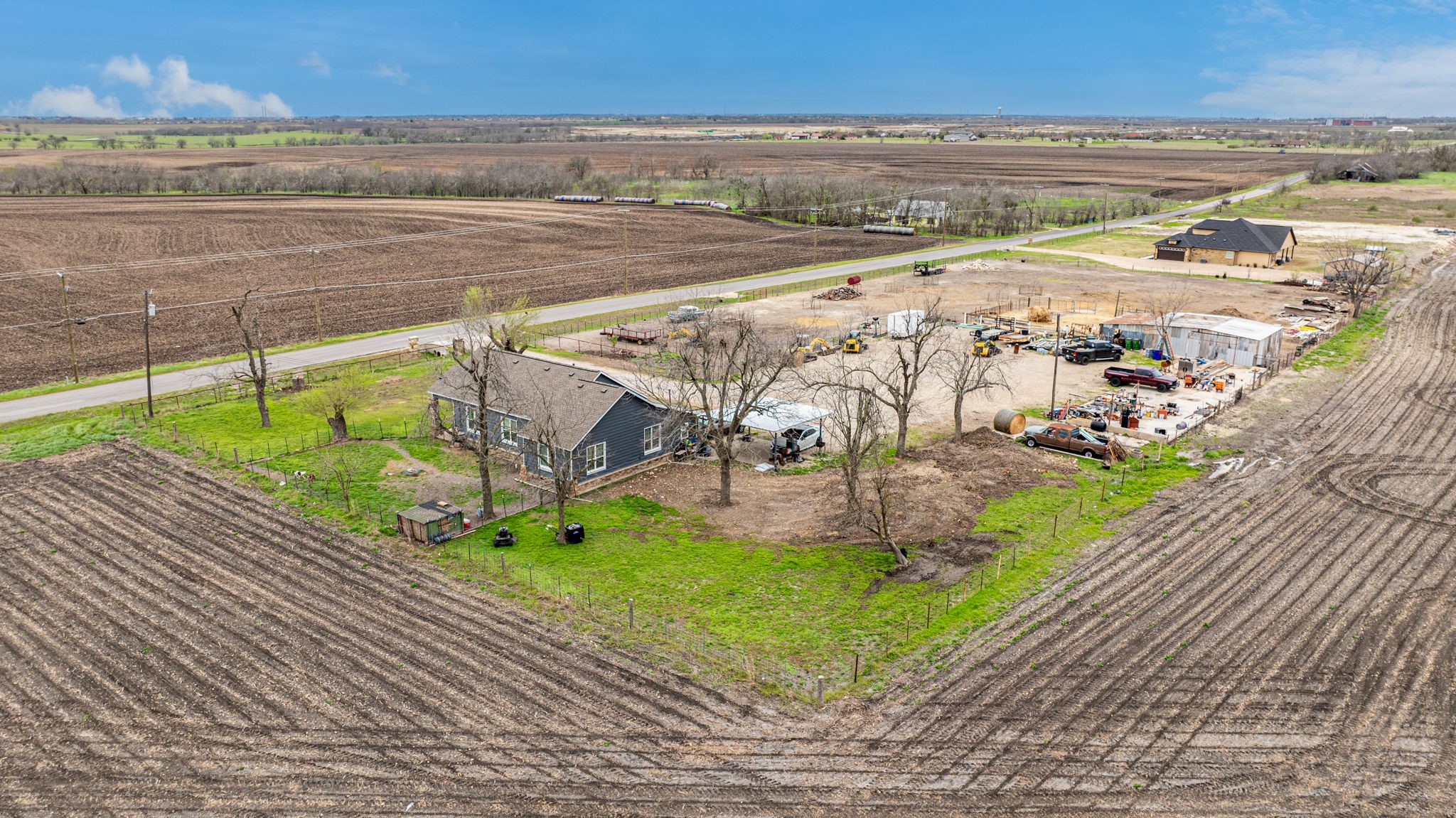 main property photo 18