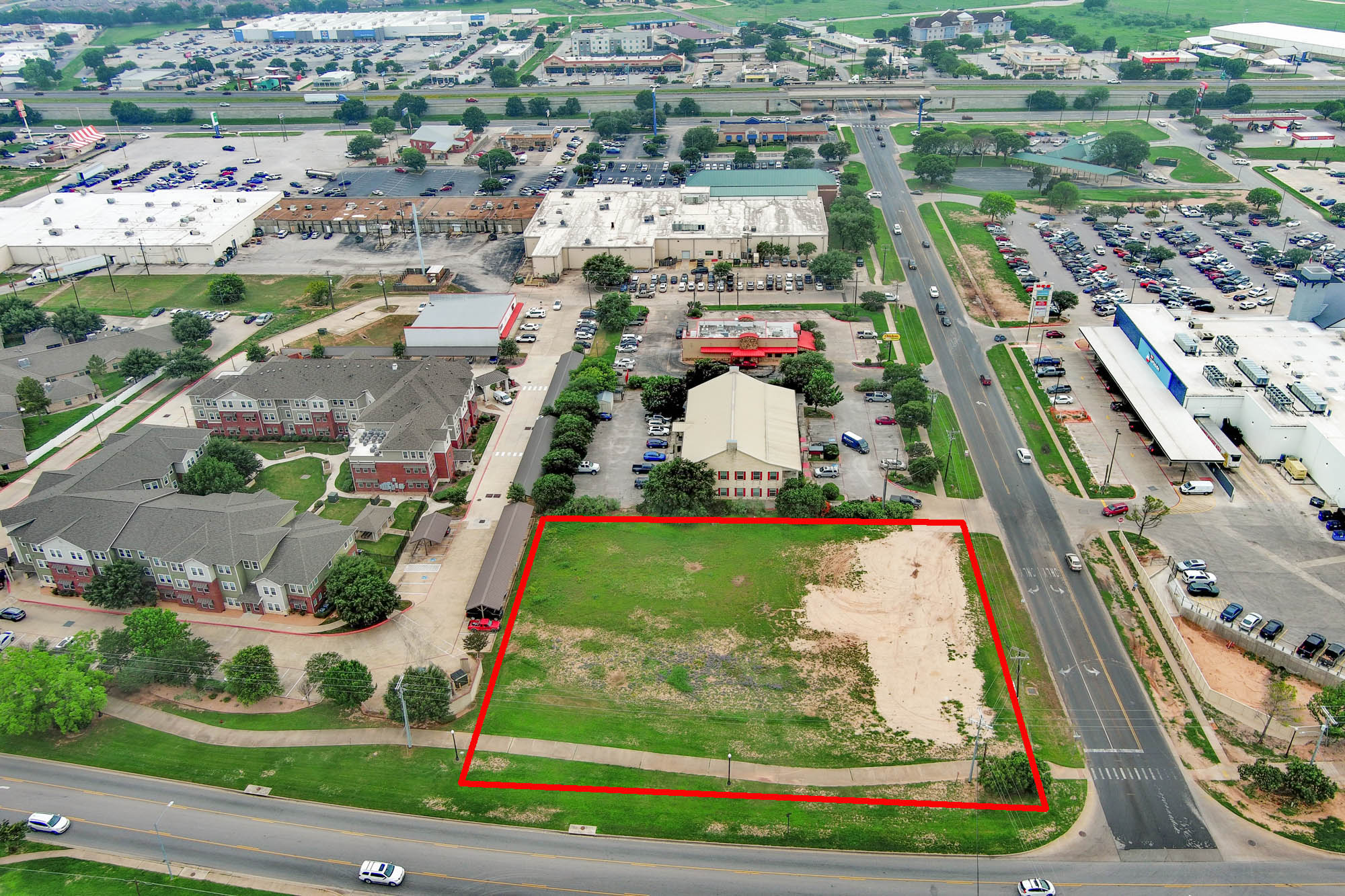 main property photo 10