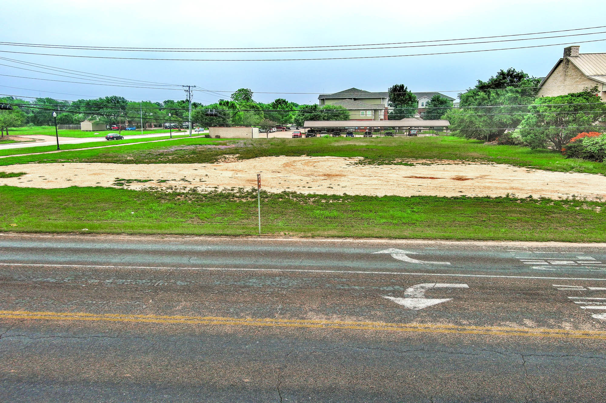 main property photo 11
