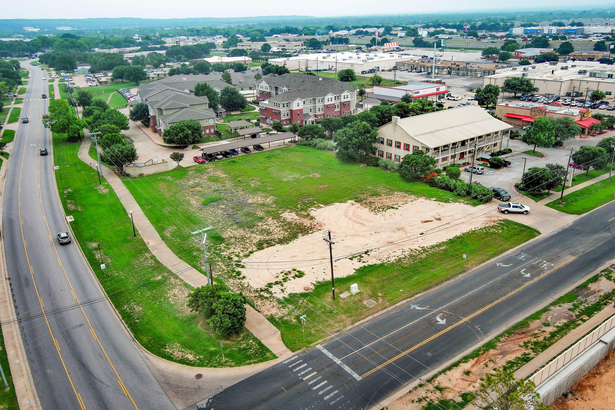 main property photo 5