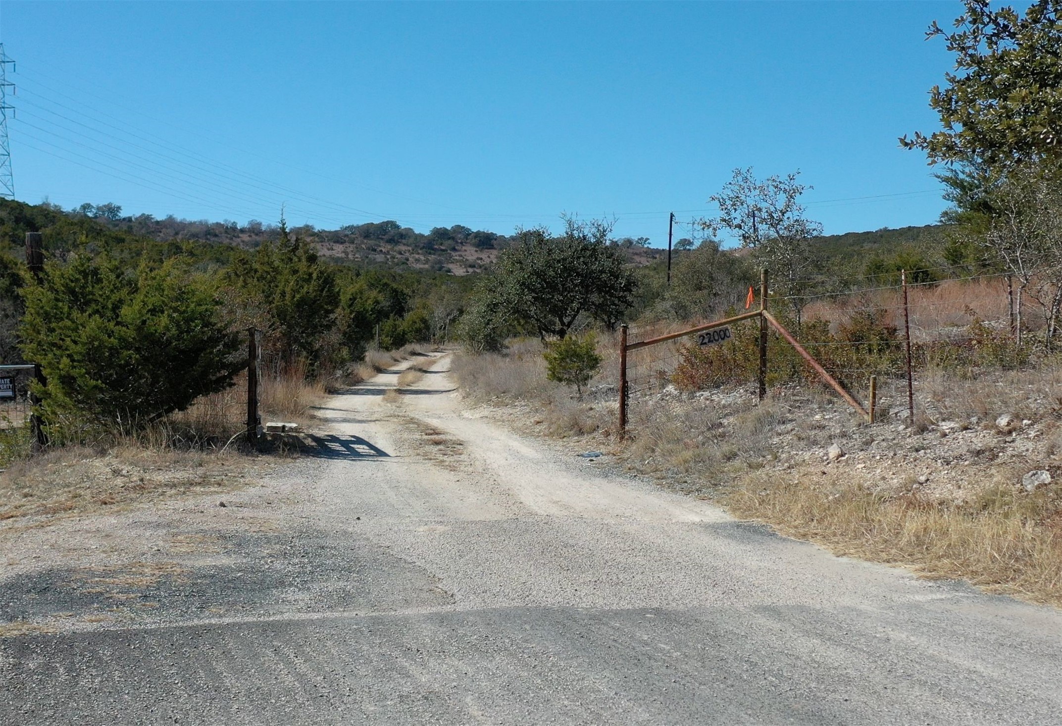 main property photo 8