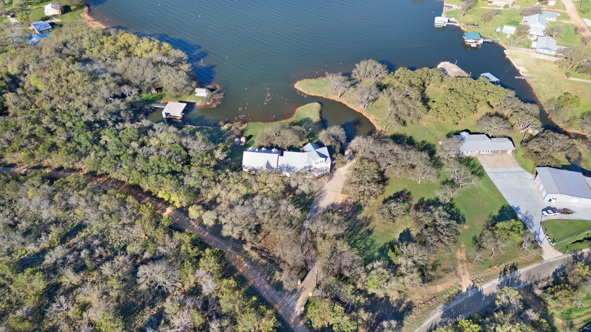 main property photo 39