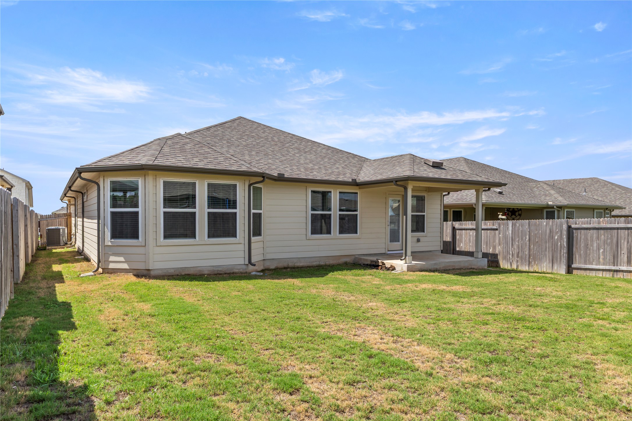 main property photo 22
