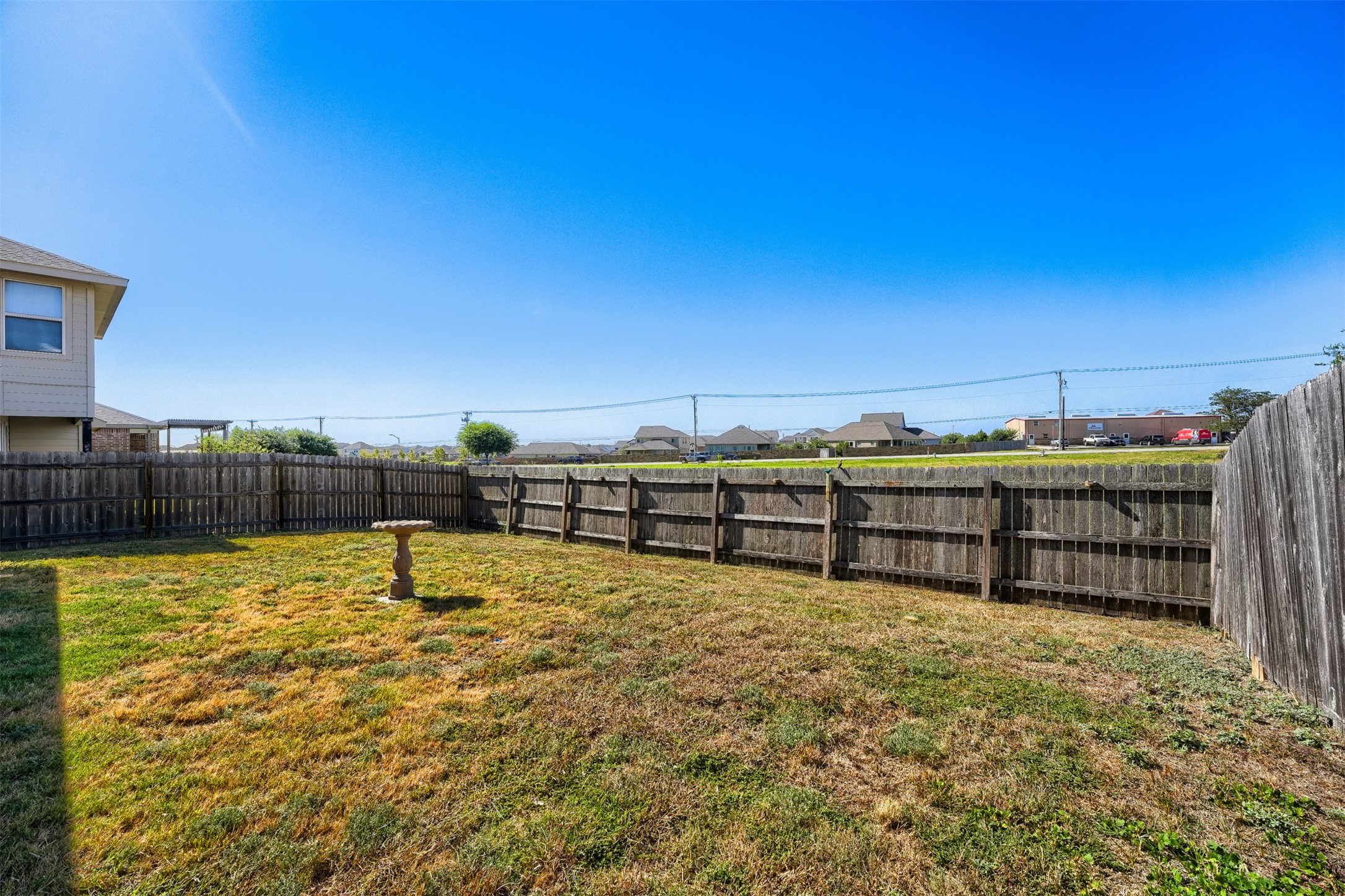 main property photo 23