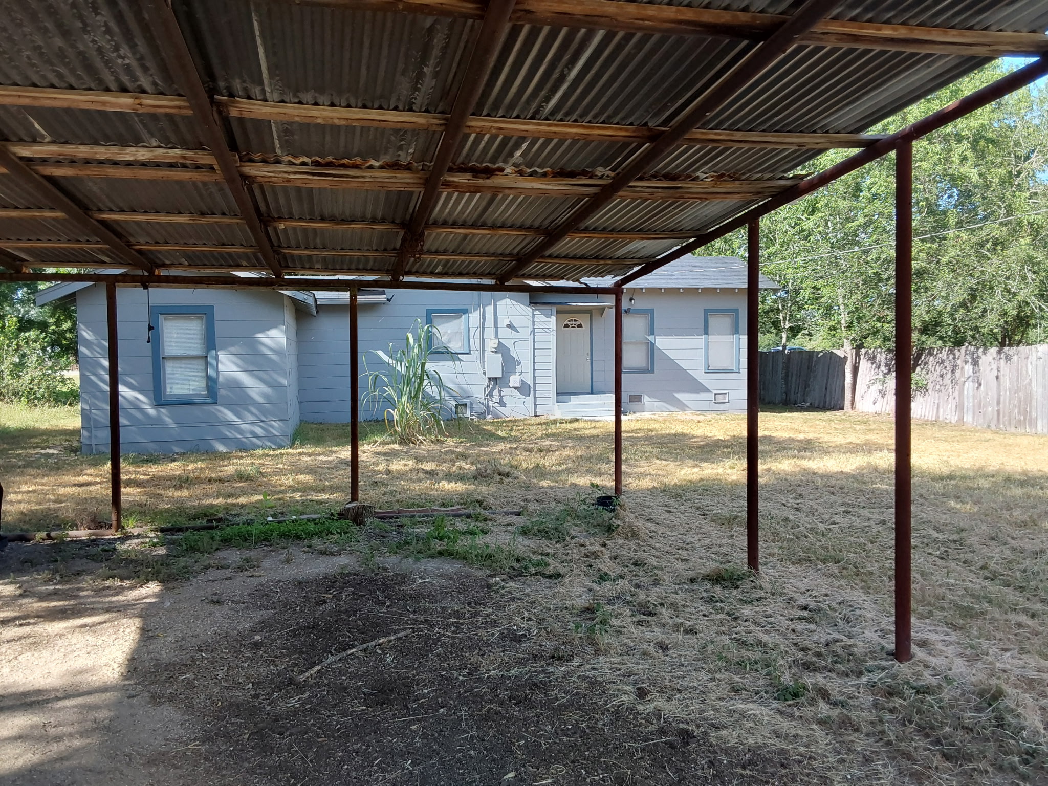 main property photo 19