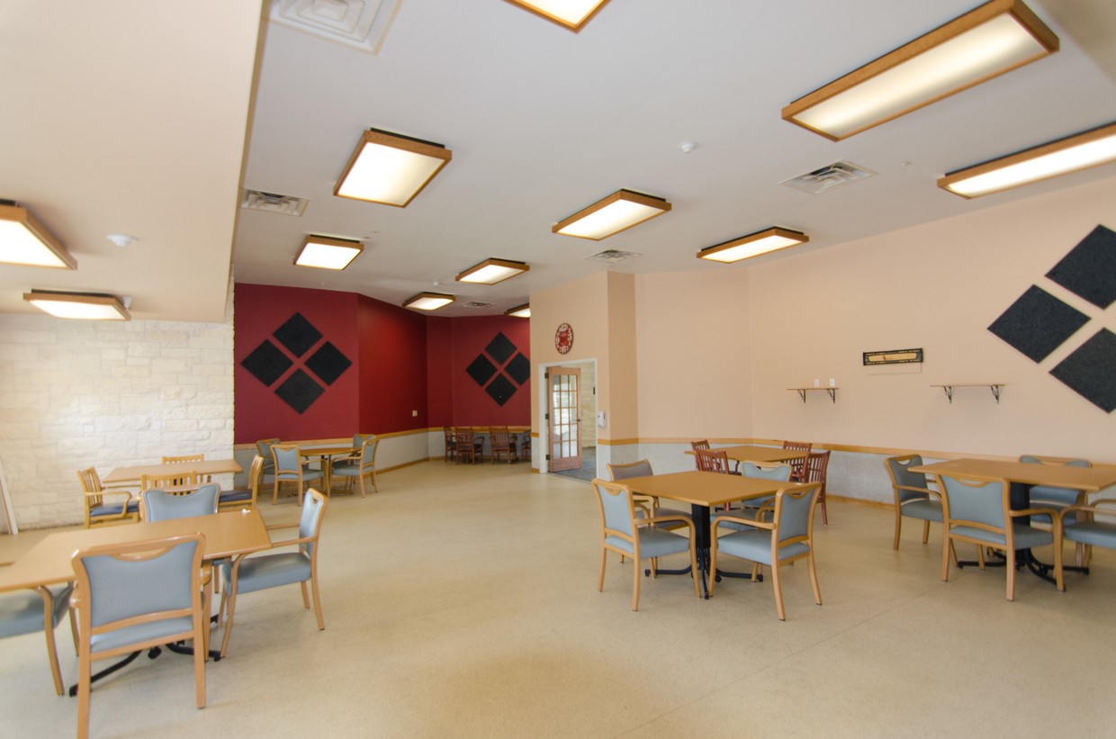 main property photo 13