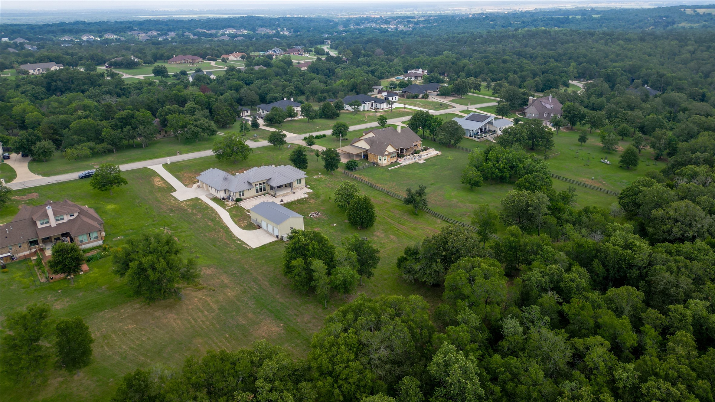 main property photo 30
