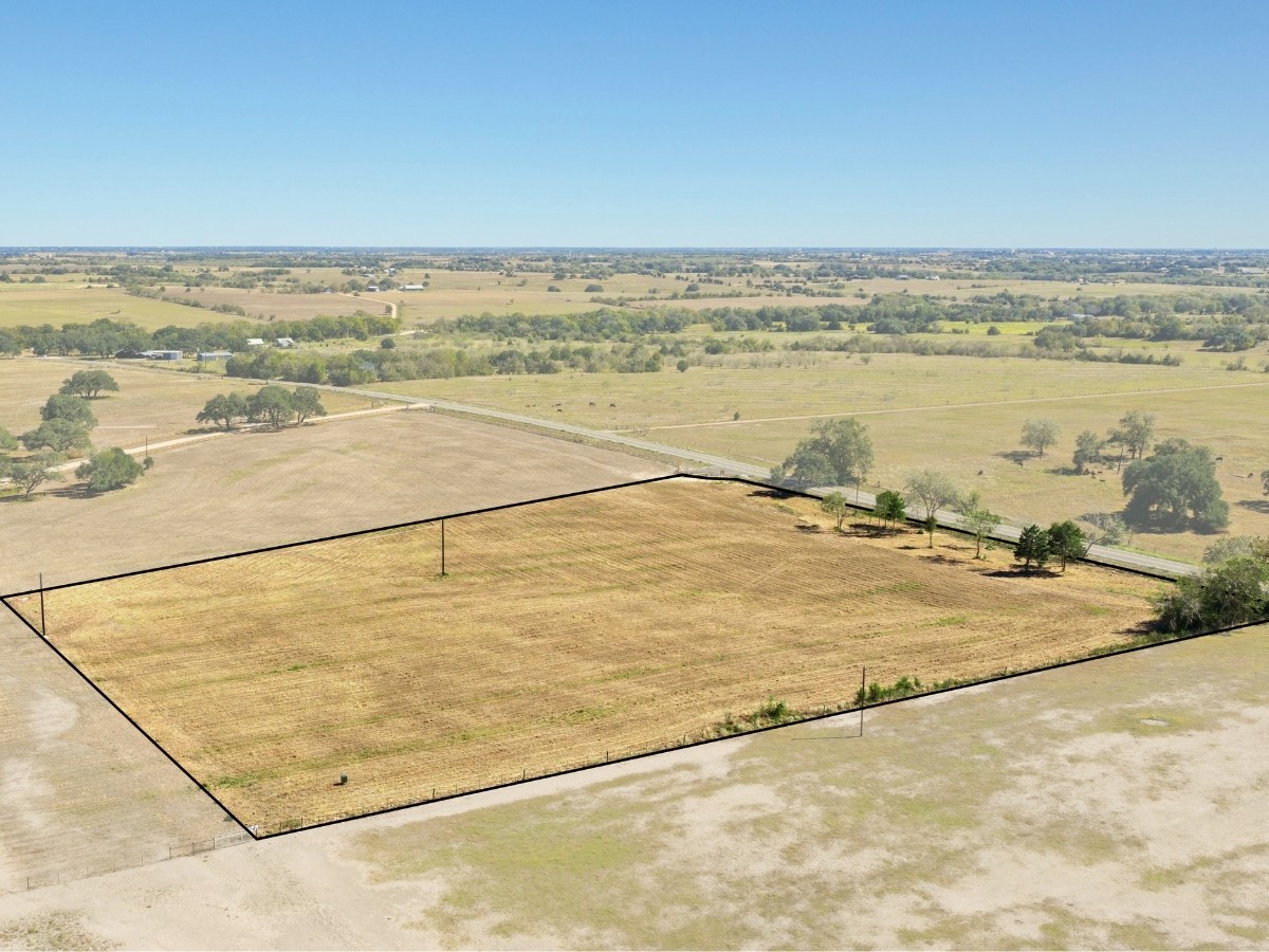 main property photo 9