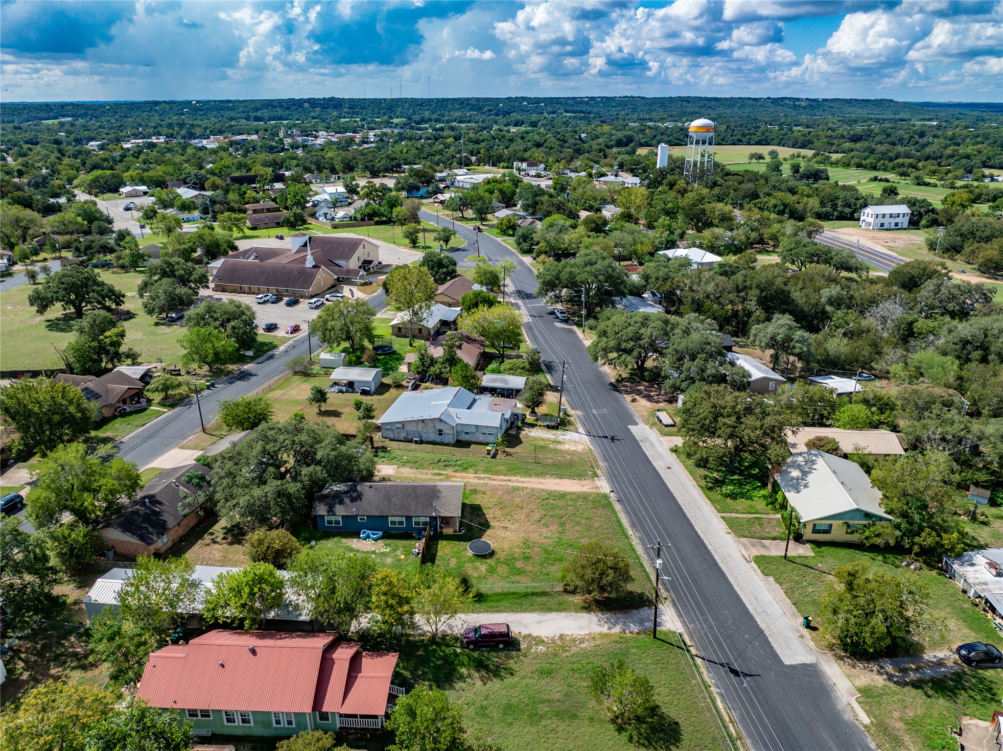 main property photo 30
