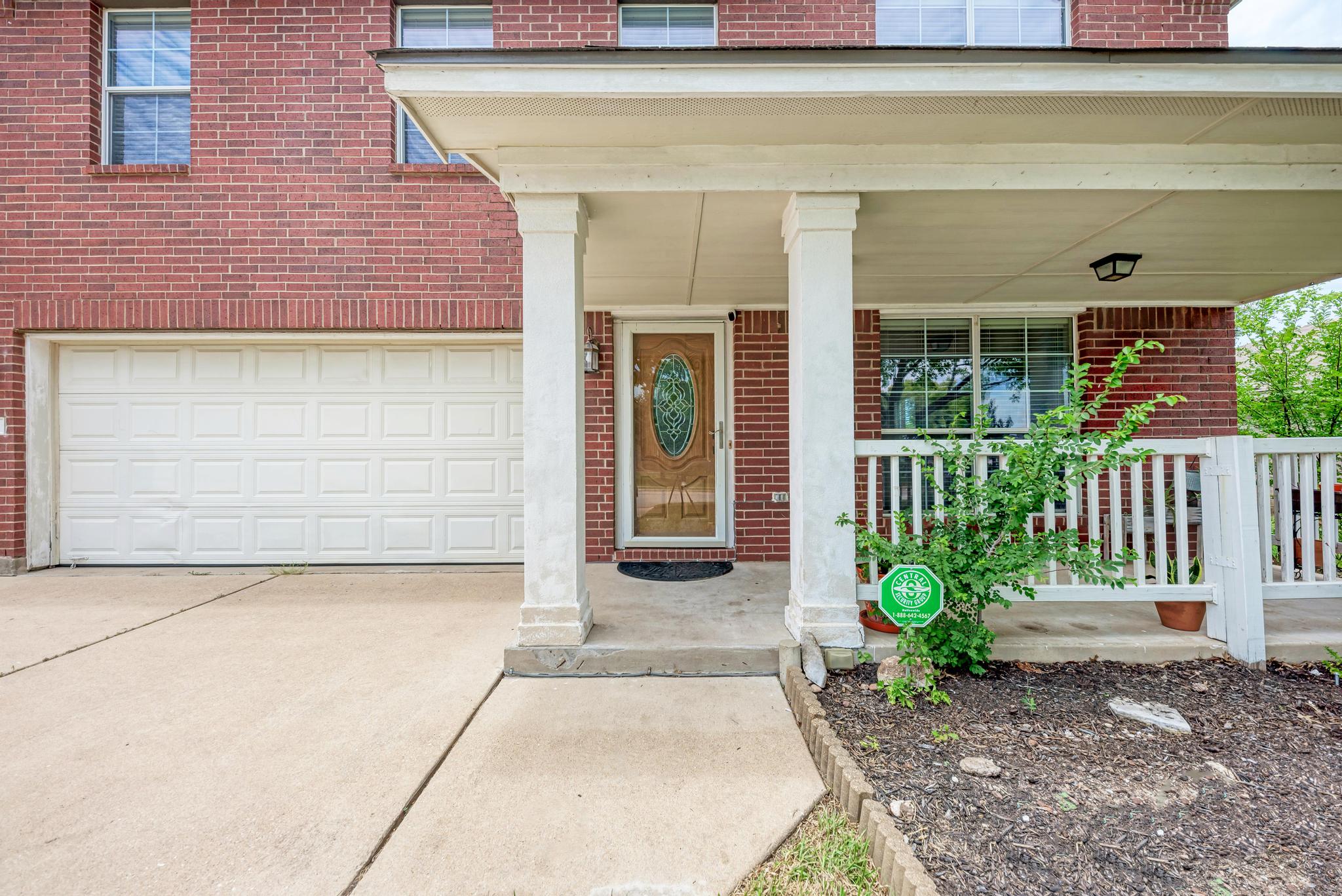 main property photo 3