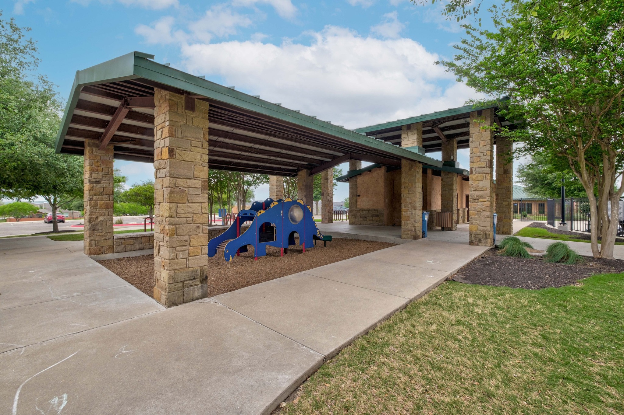 main property photo 36