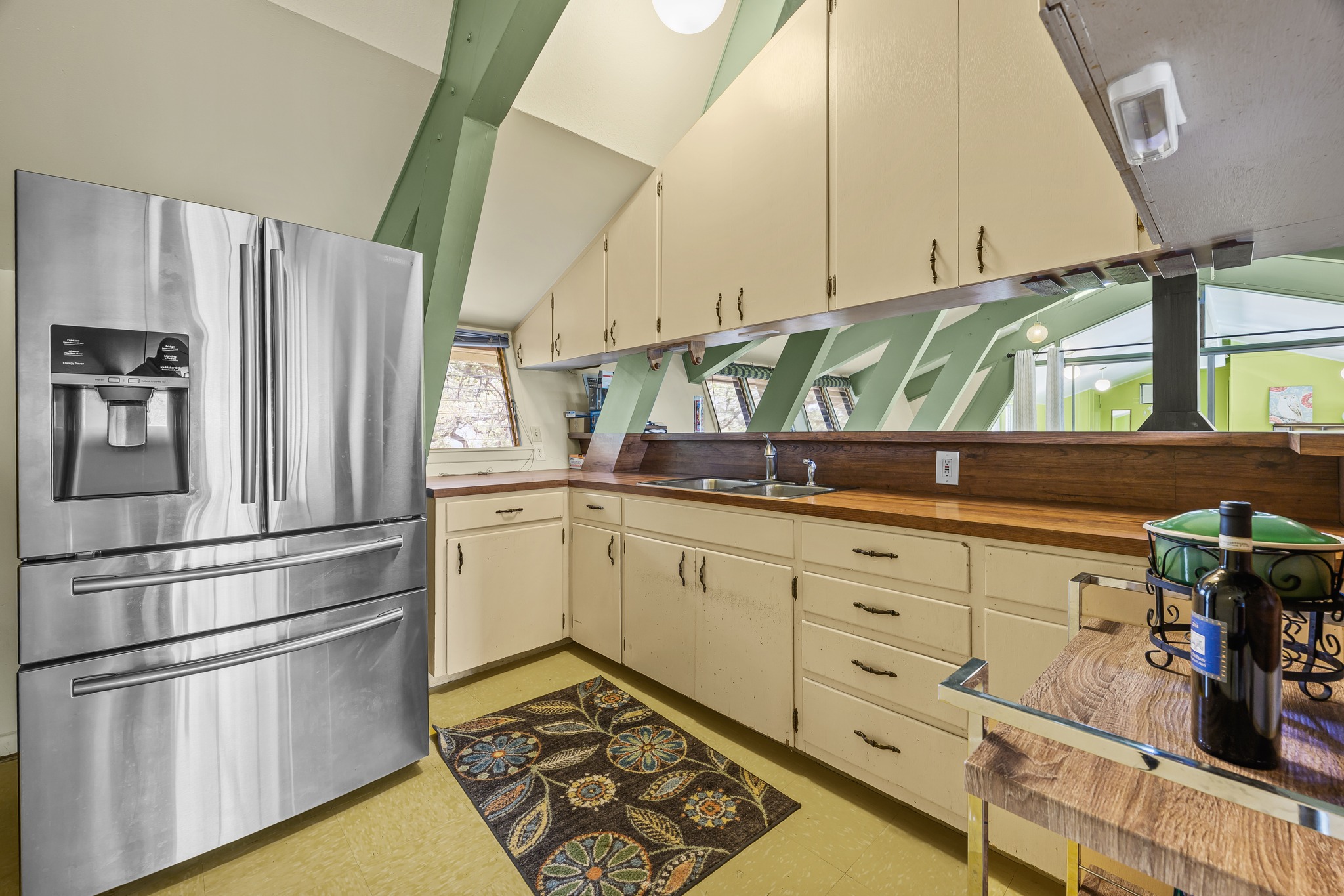 main property photo 9