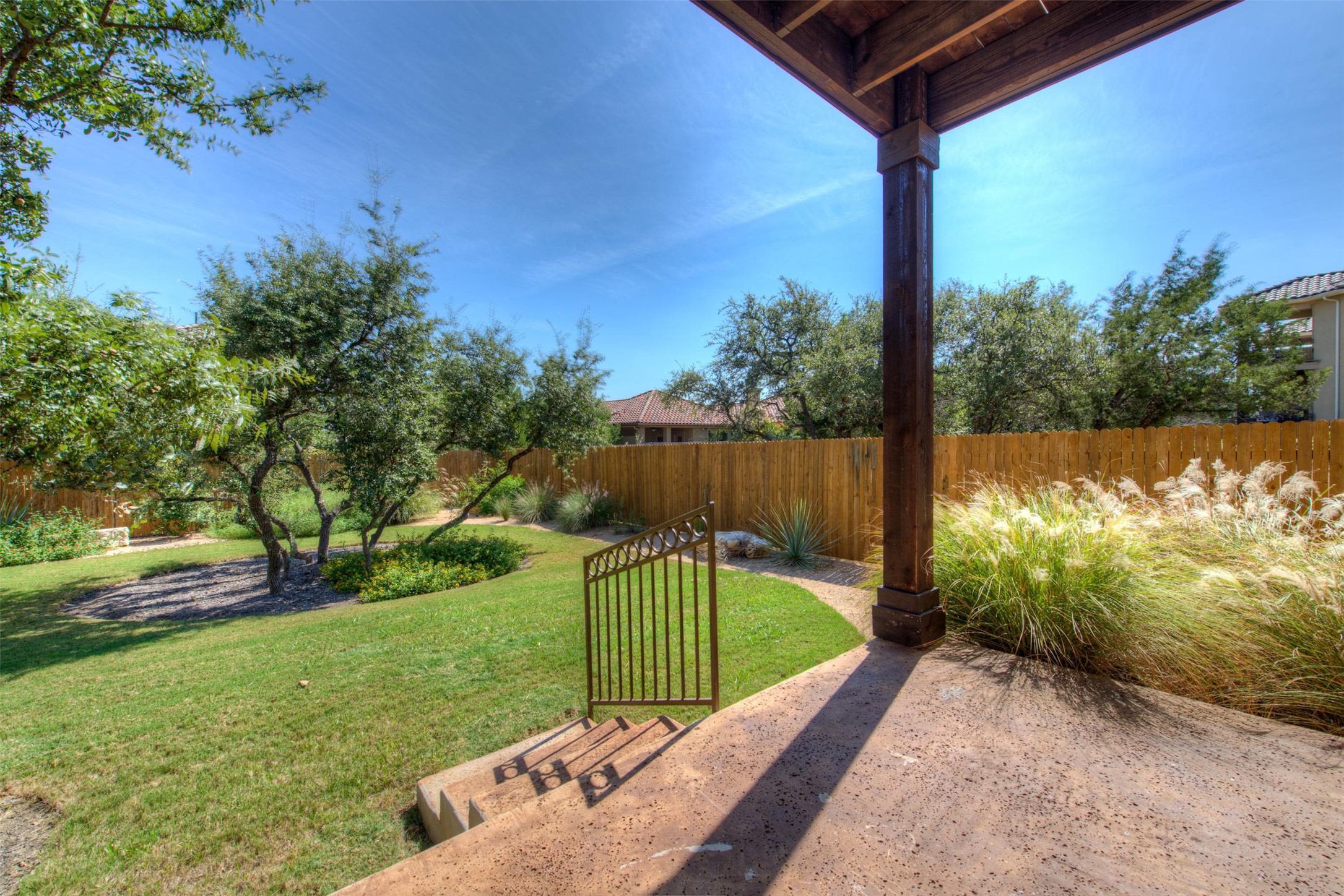 main property photo 37