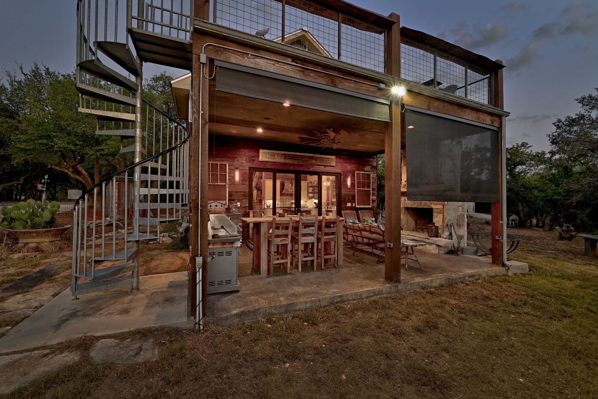 main property photo 33
