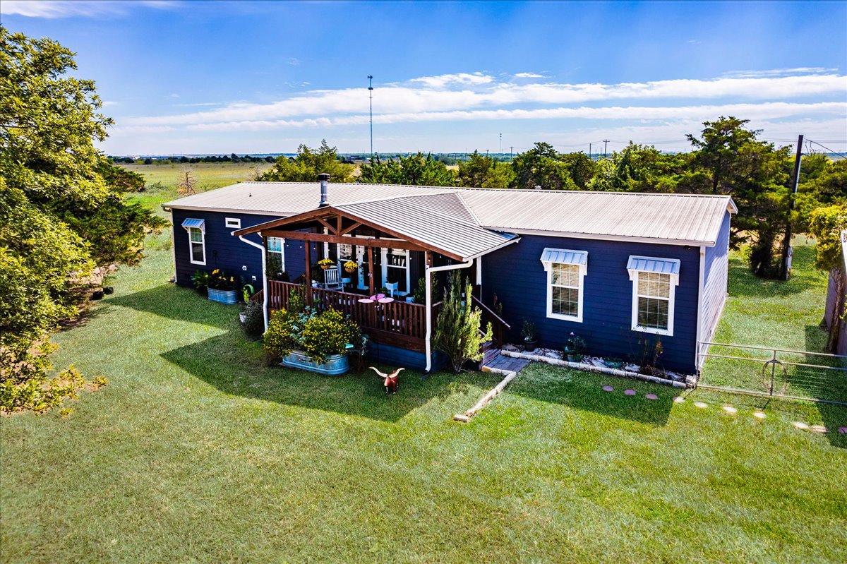 main property photo 29