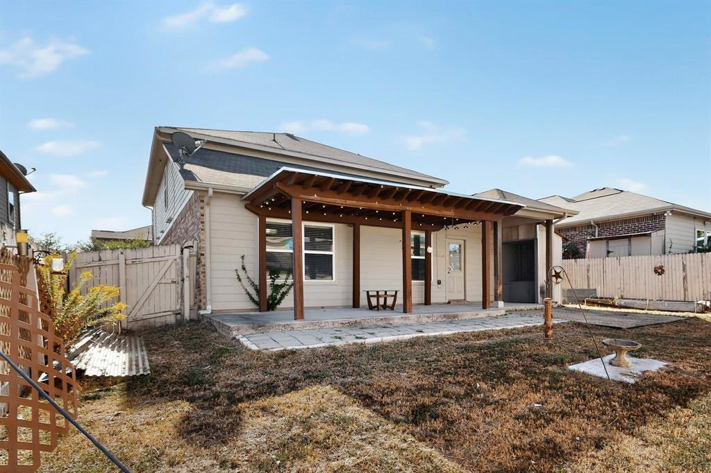 main property photo 12