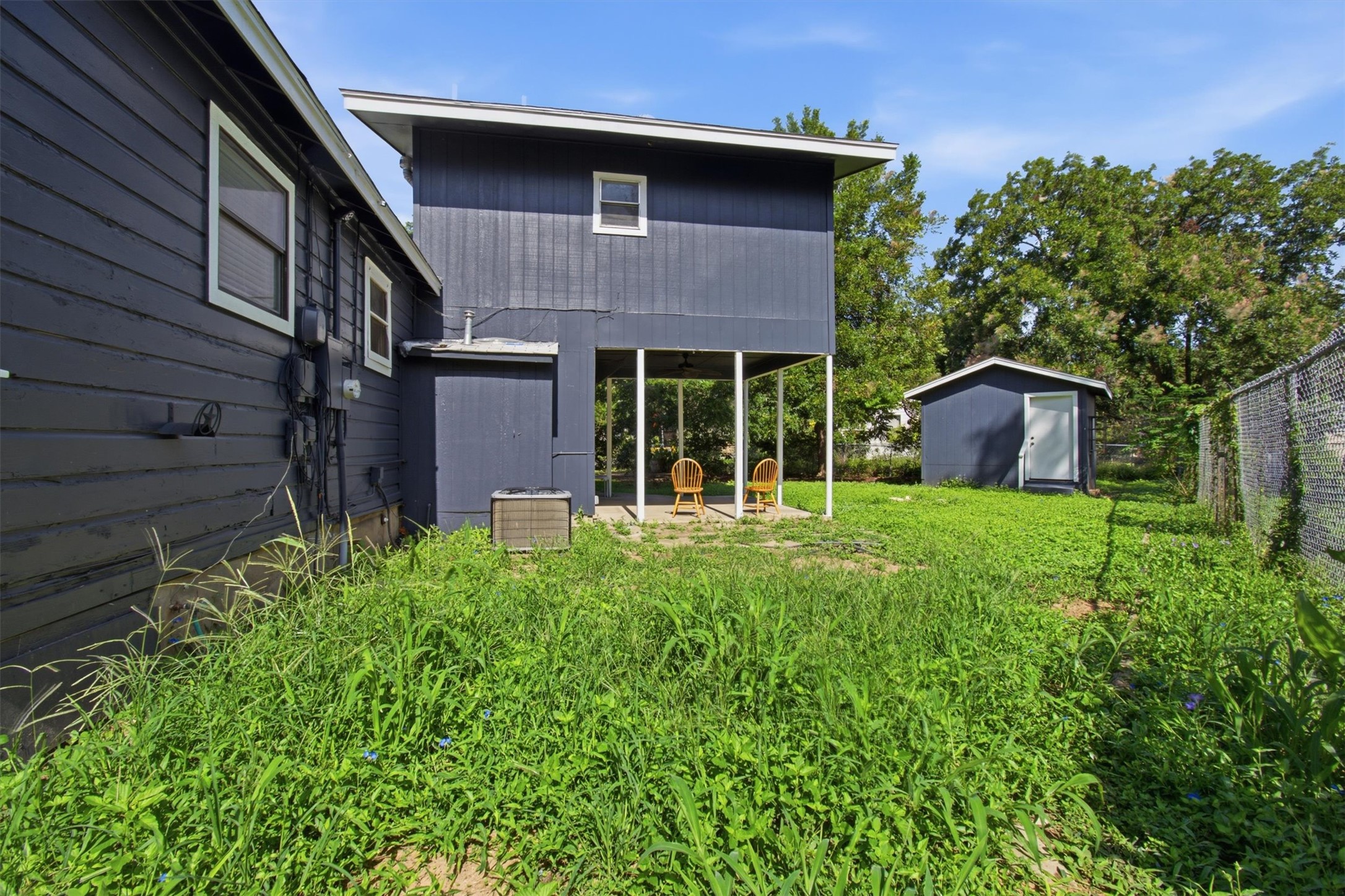 main property photo 20