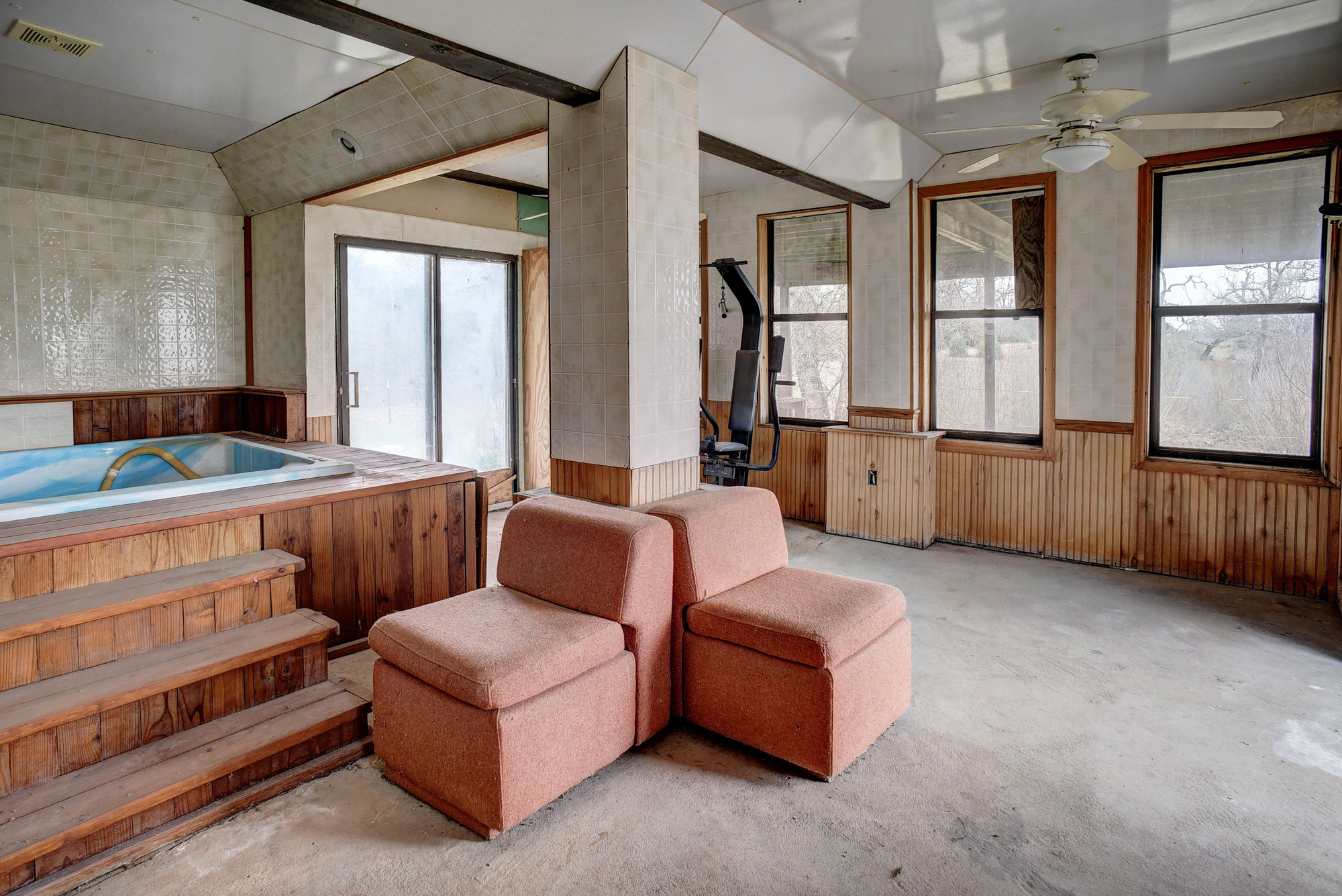 main property photo 21