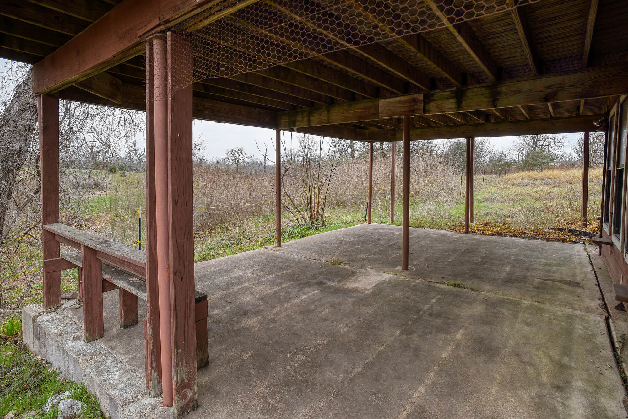 main property photo 24
