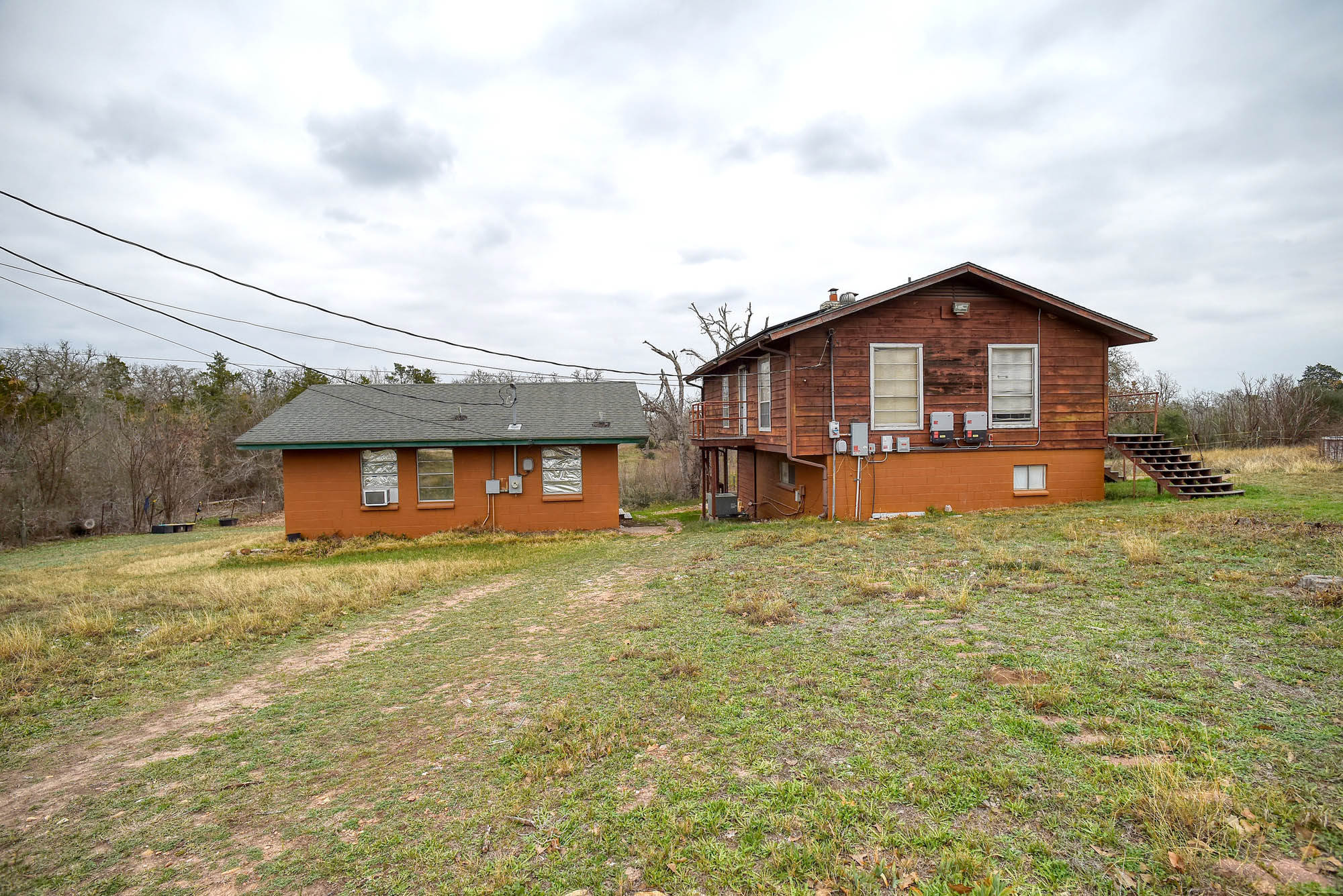 main property photo 25