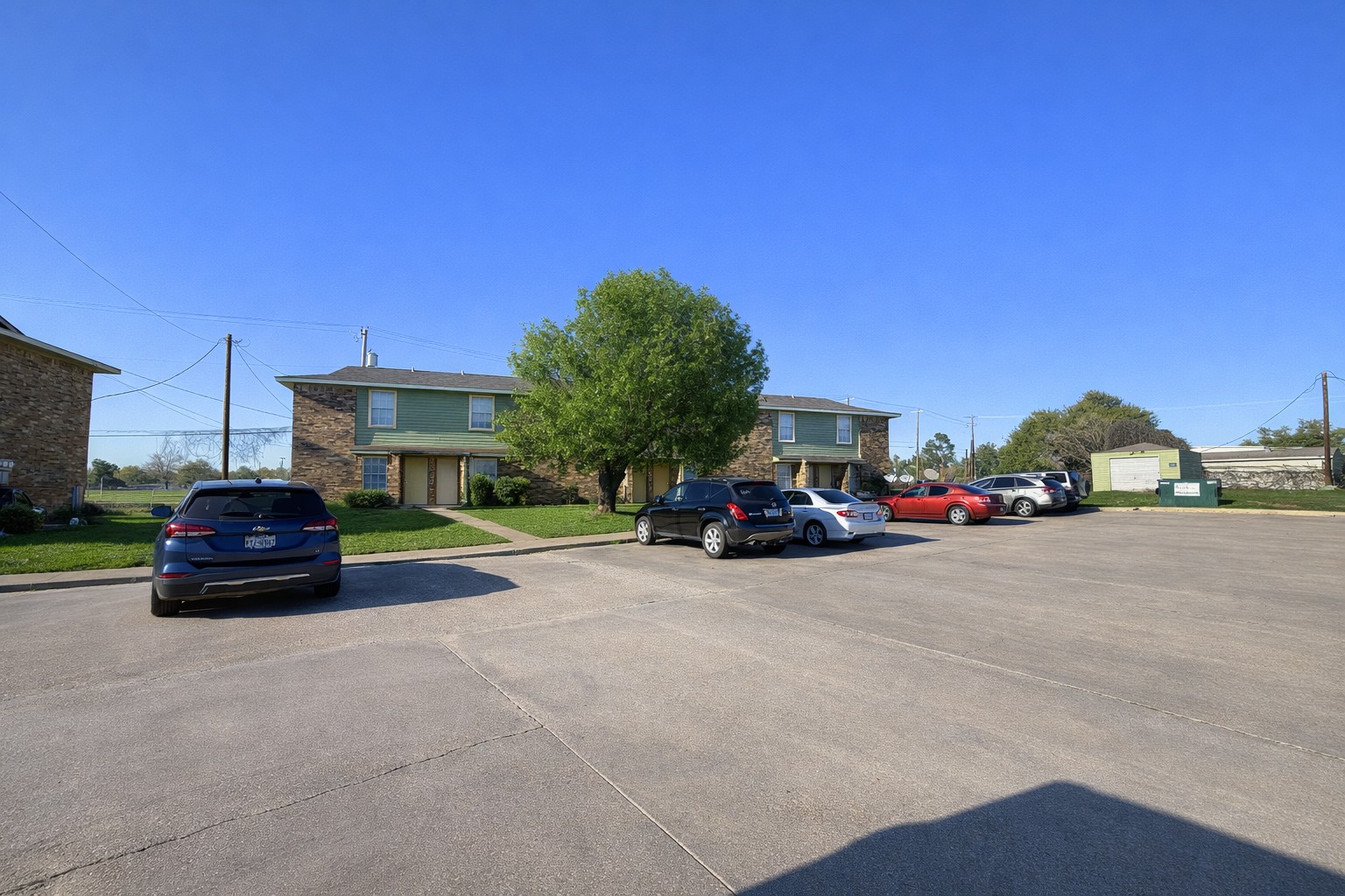 main property photo 9