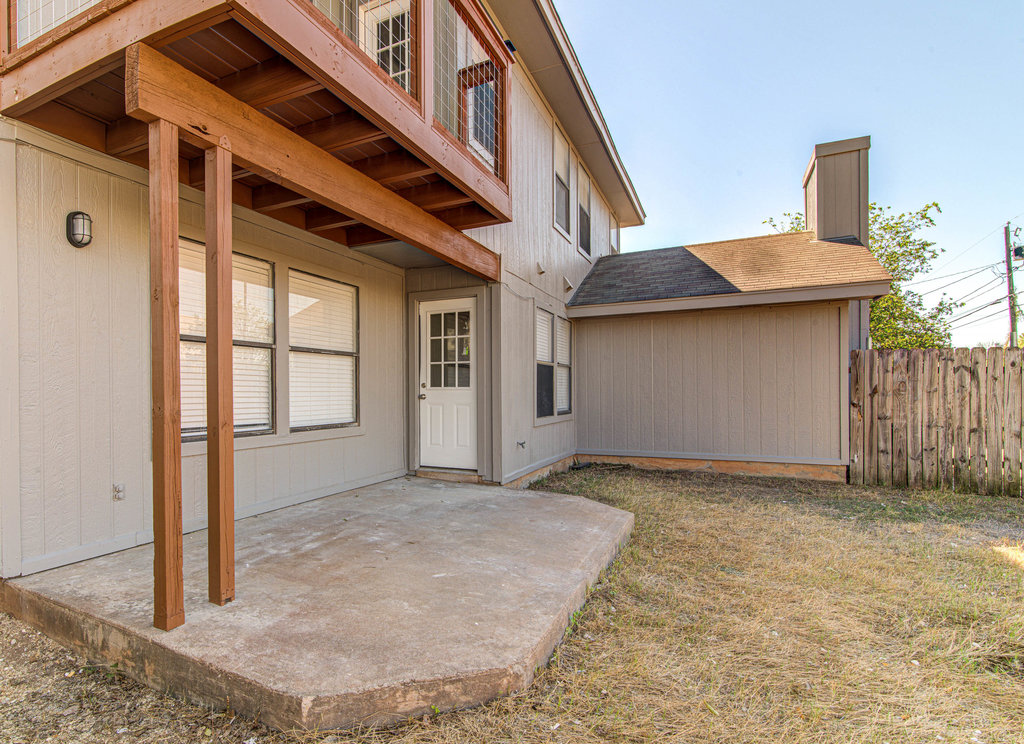 main property photo 17