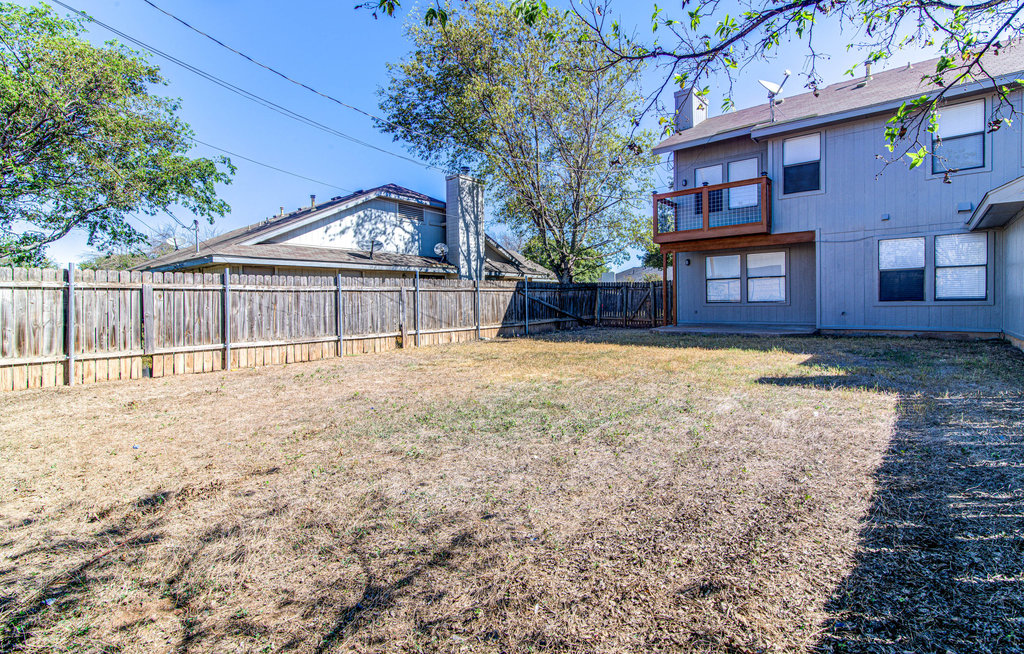 main property photo 18