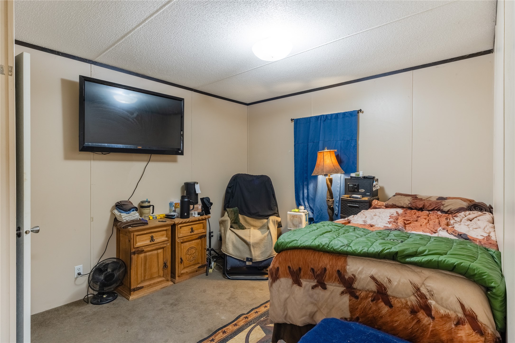 main property photo 11