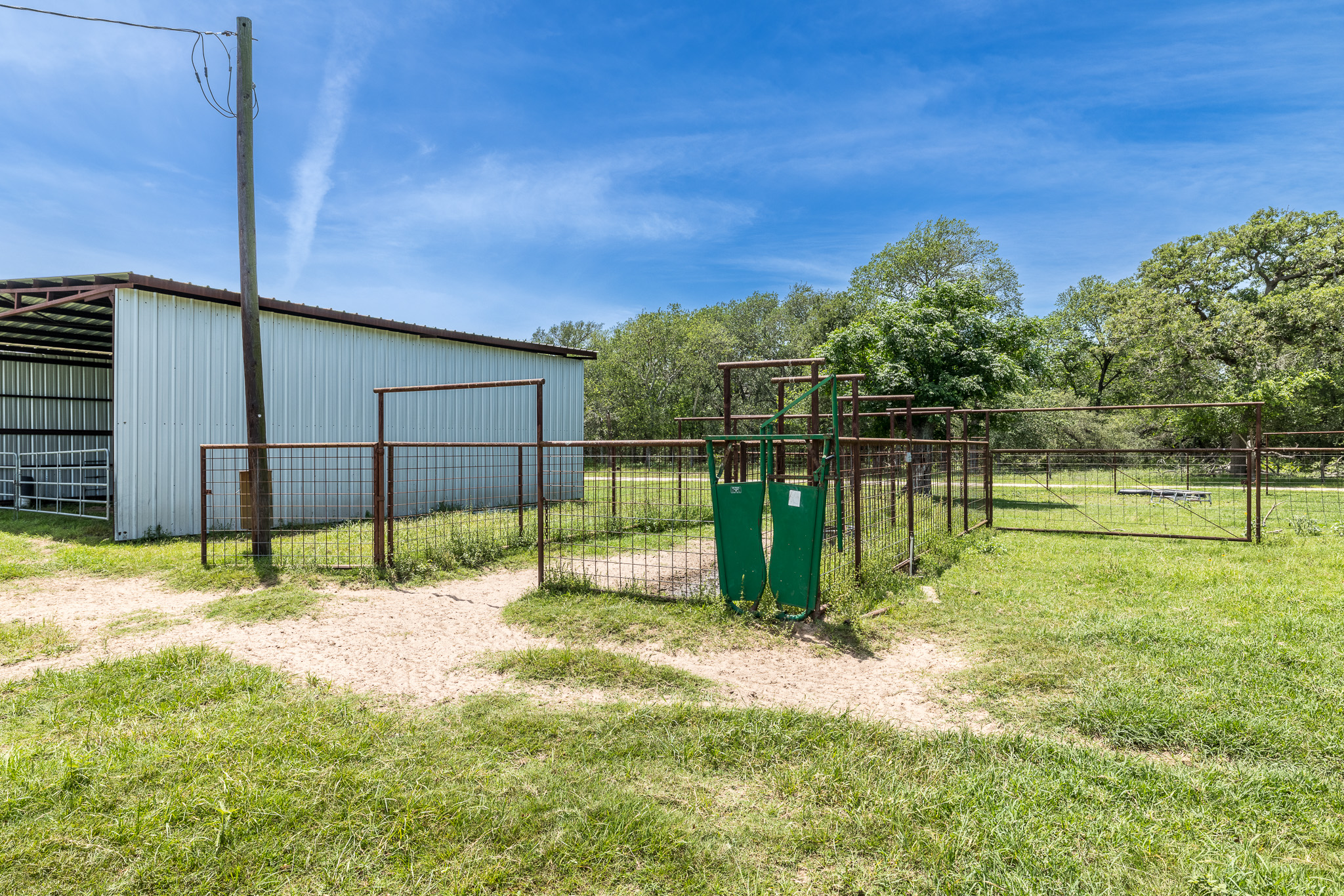 main property photo 26