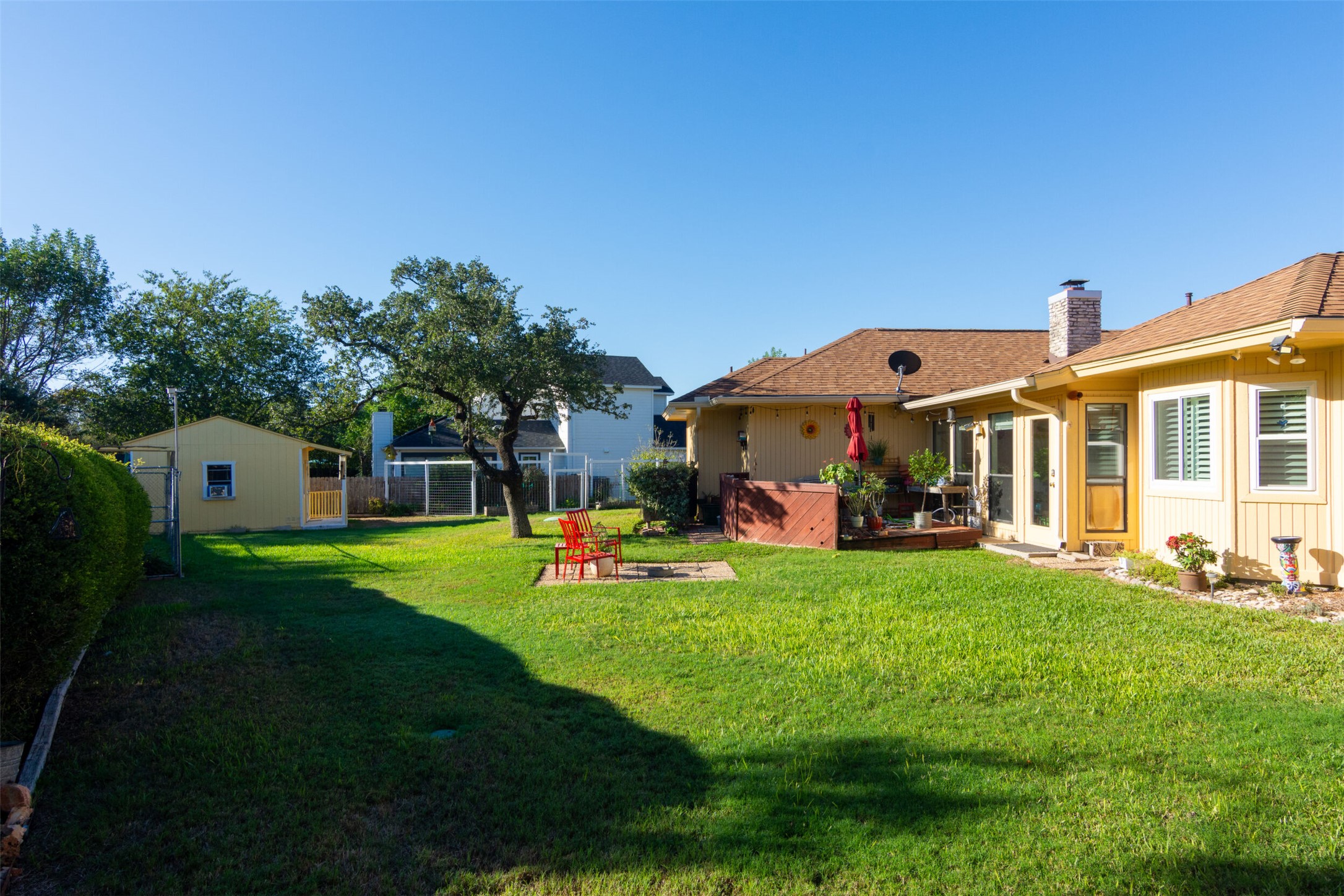 main property photo 34