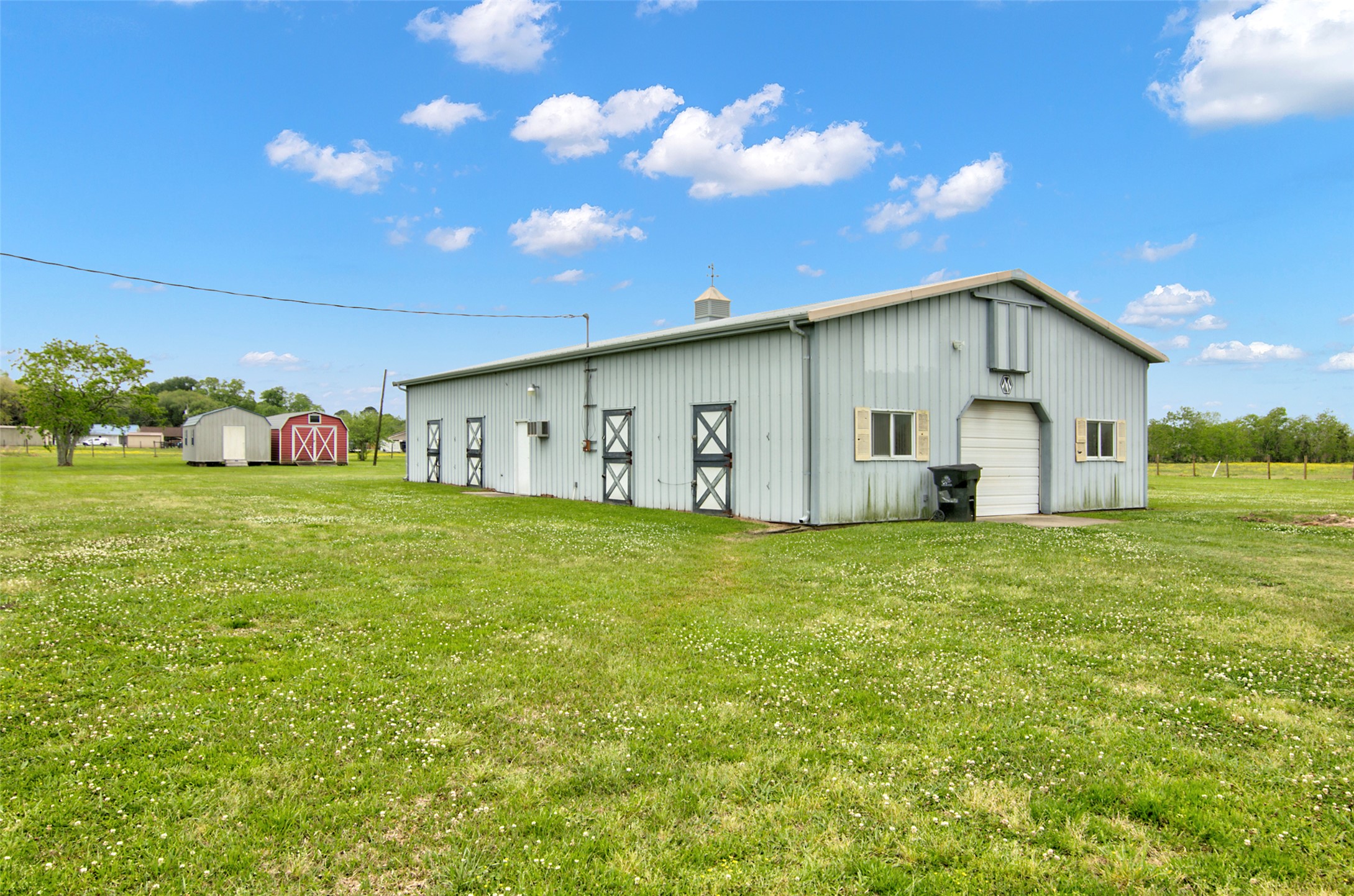main property photo 29
