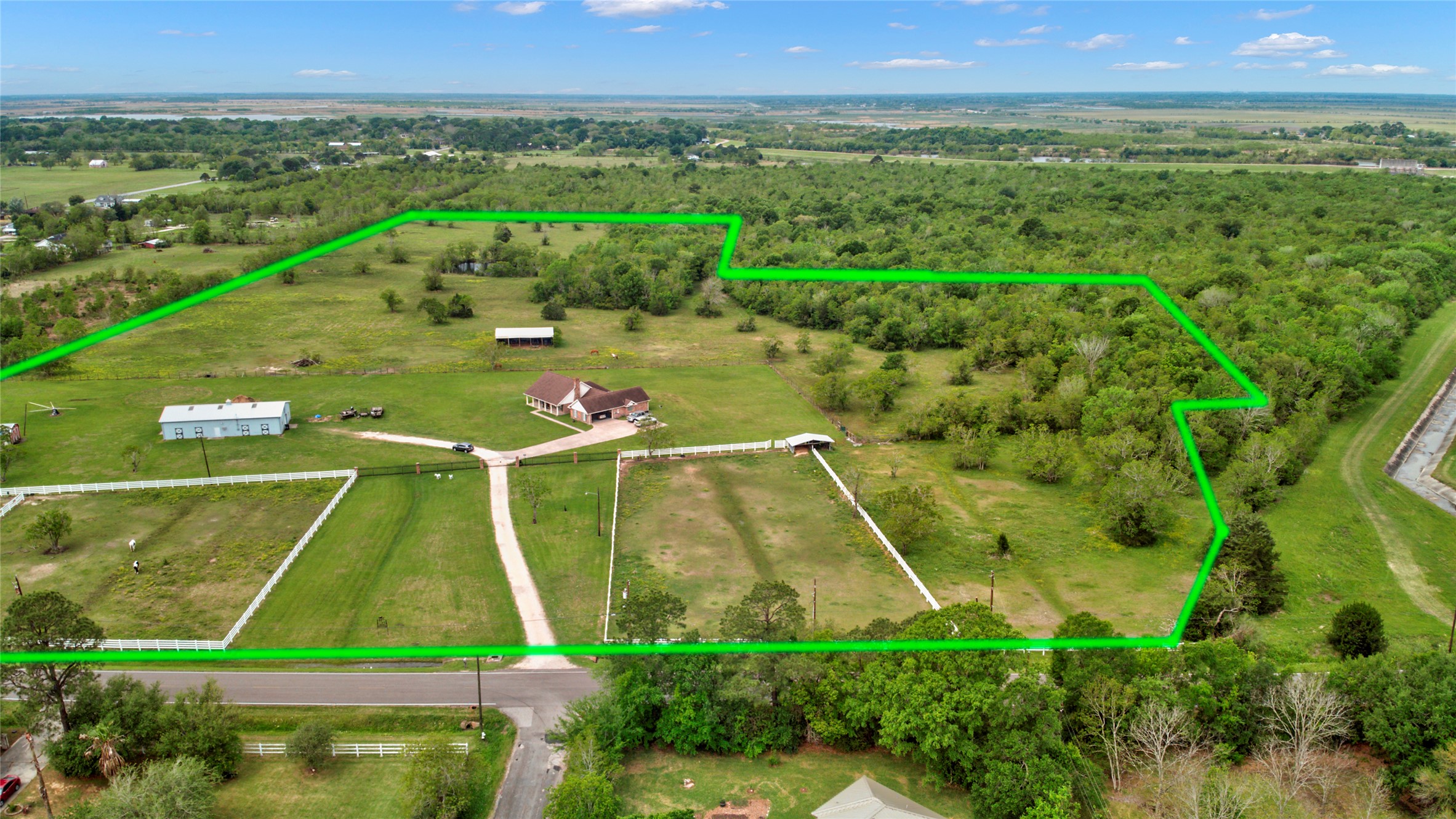 main property photo 30
