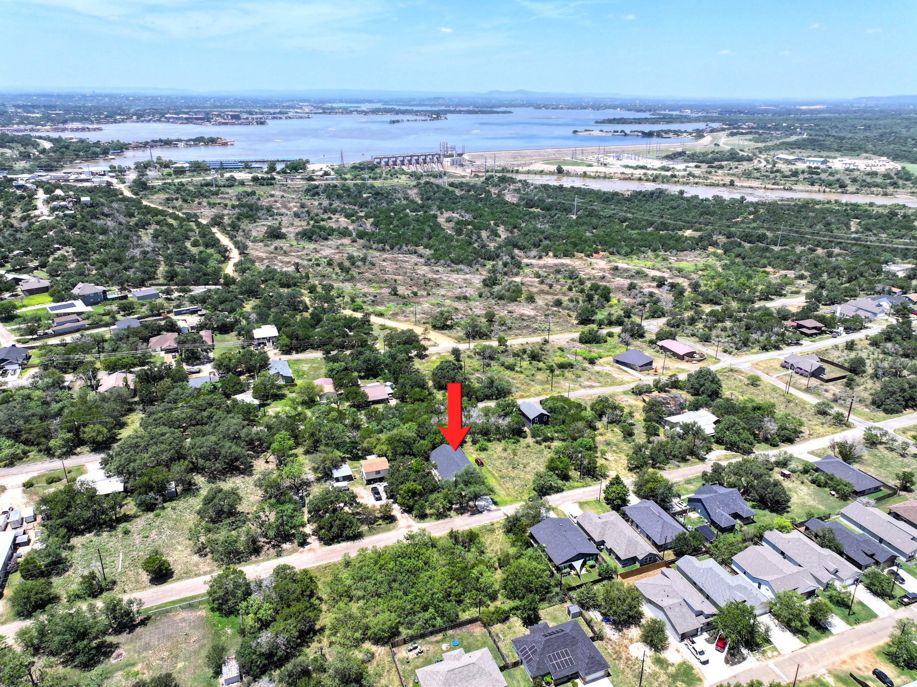 main property photo 33