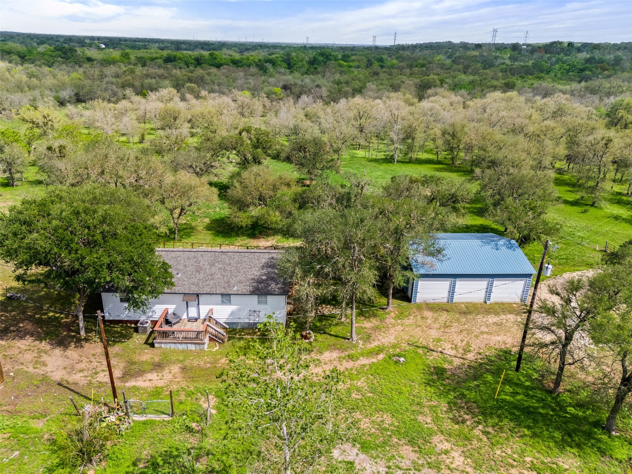 main property photo 31