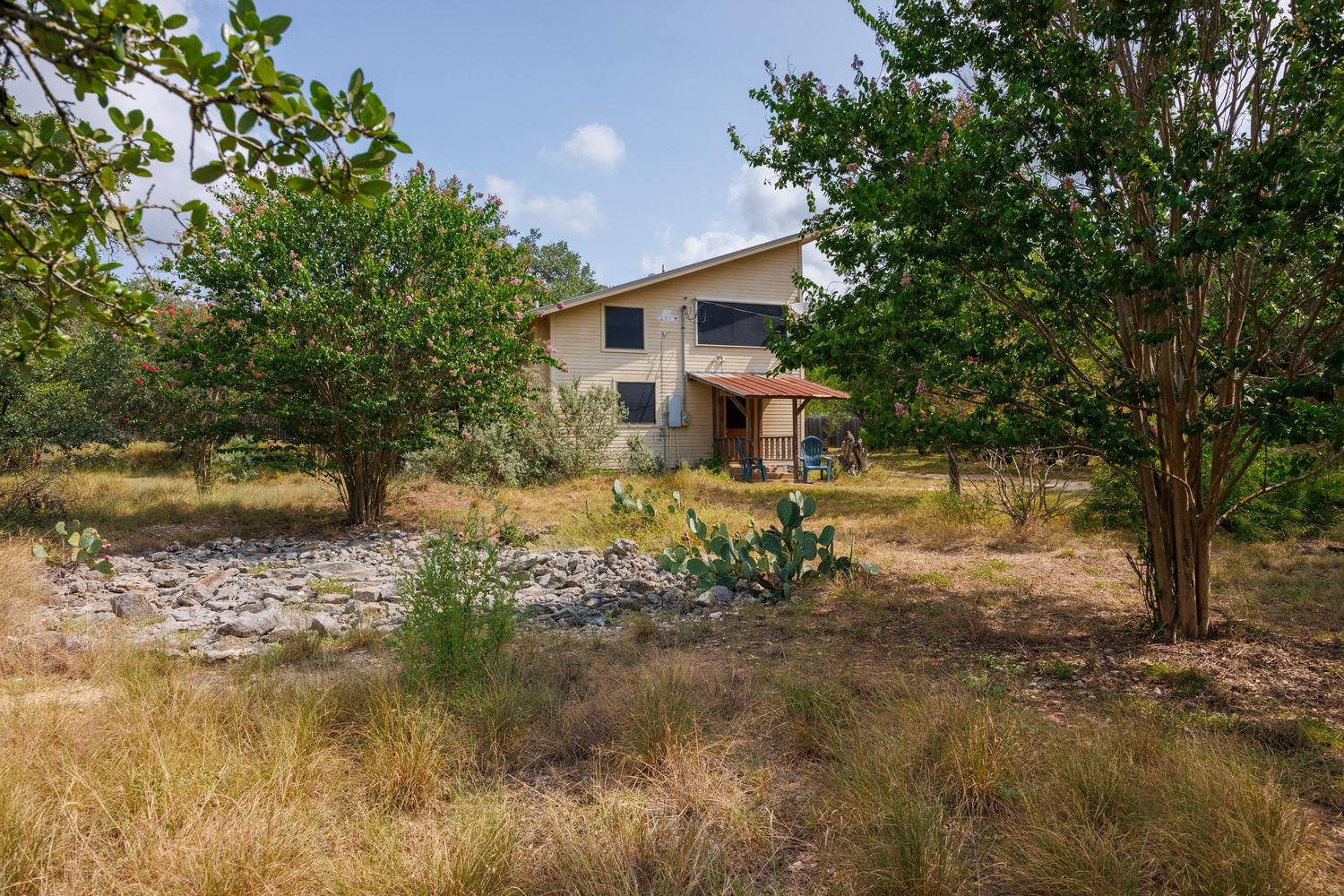 main property photo 13