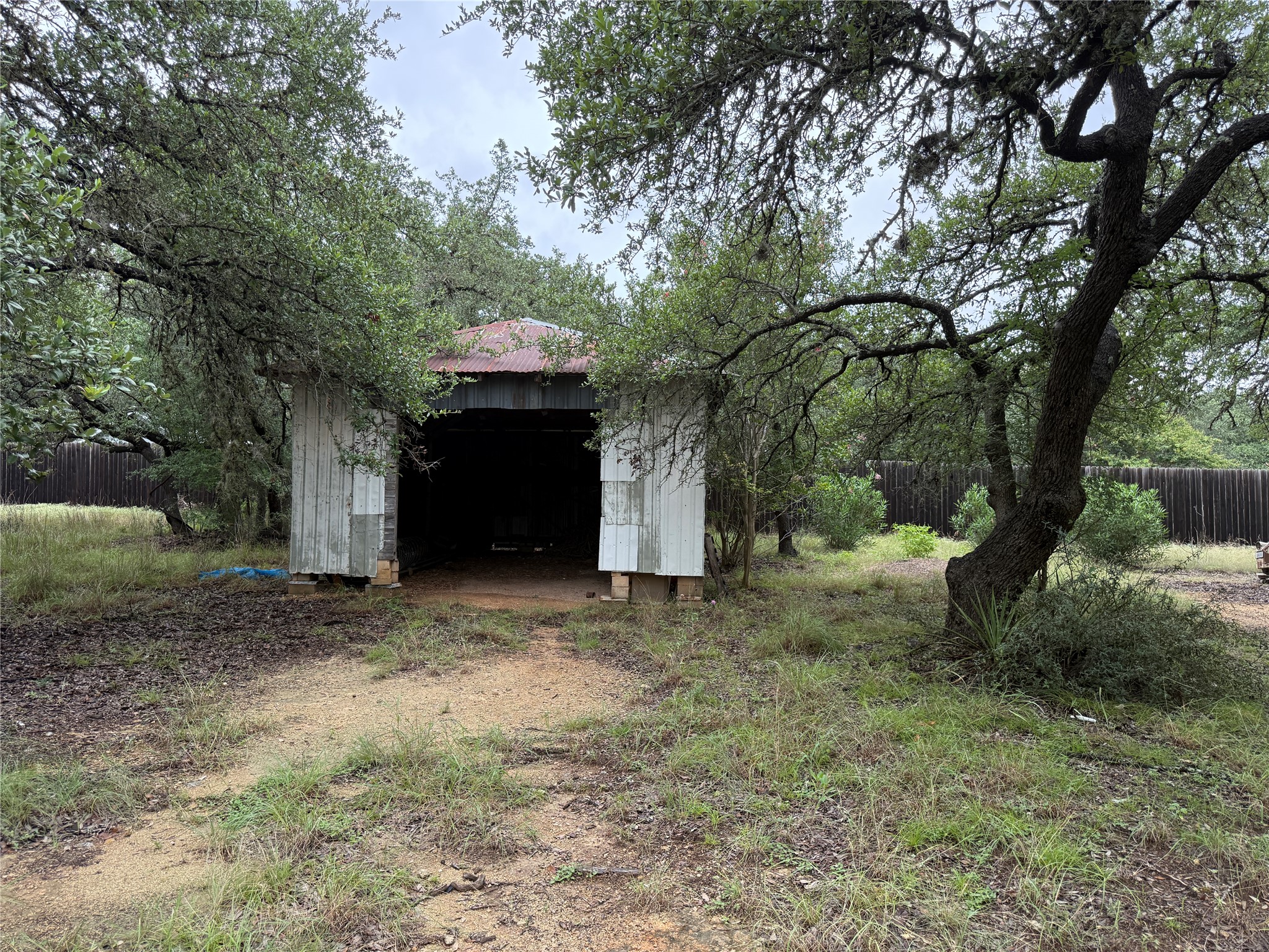main property photo 15