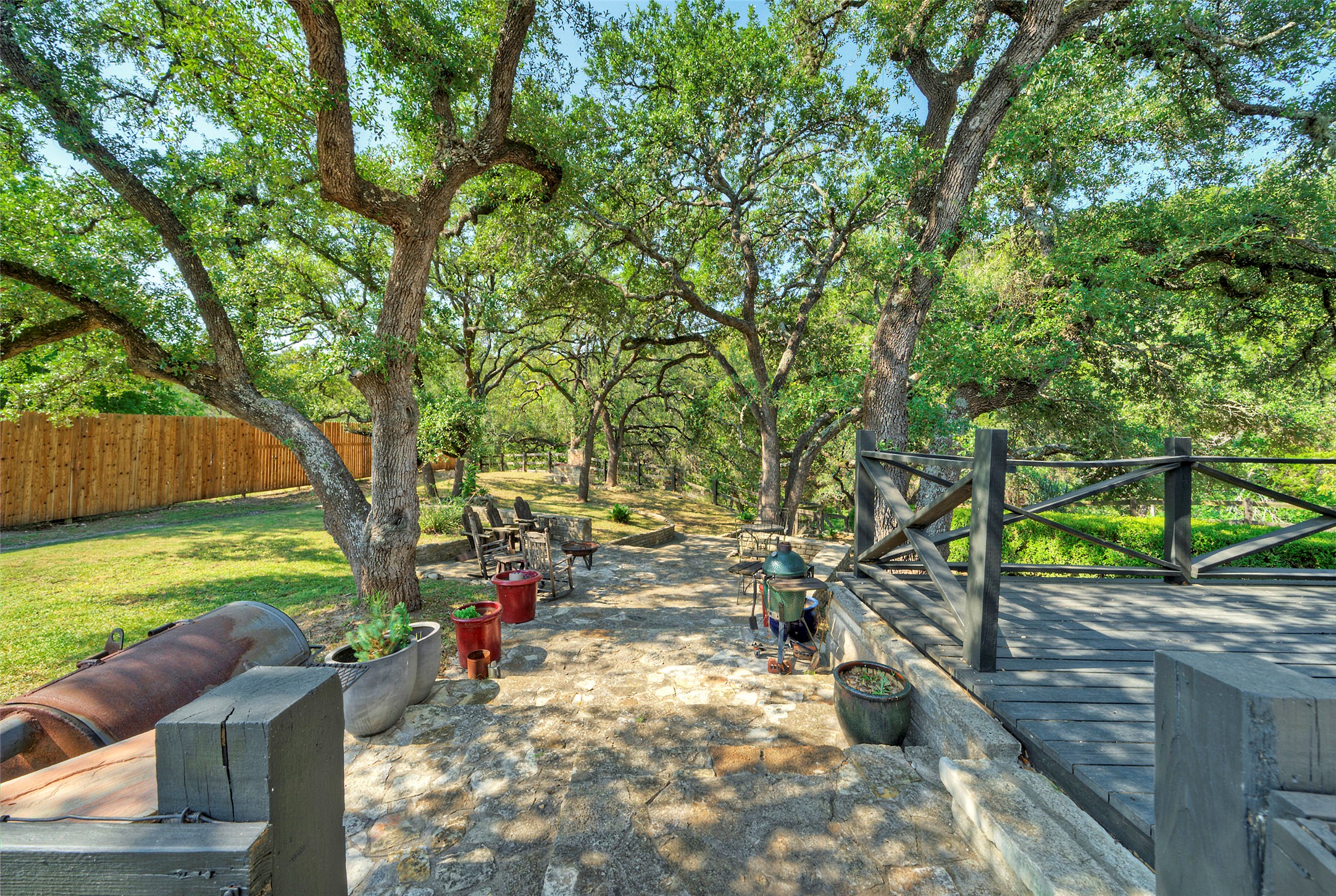main property photo 37