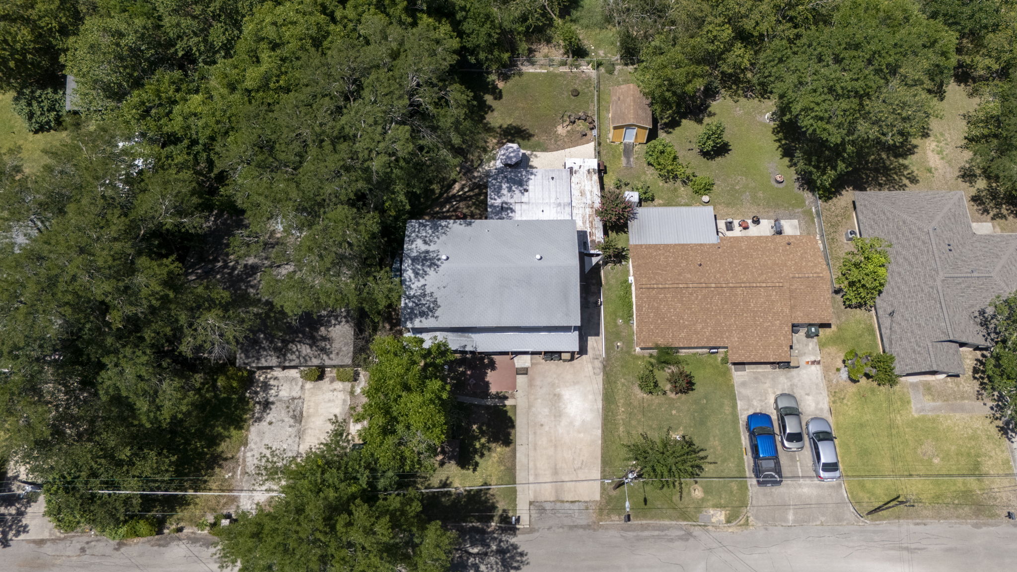 main property photo 25