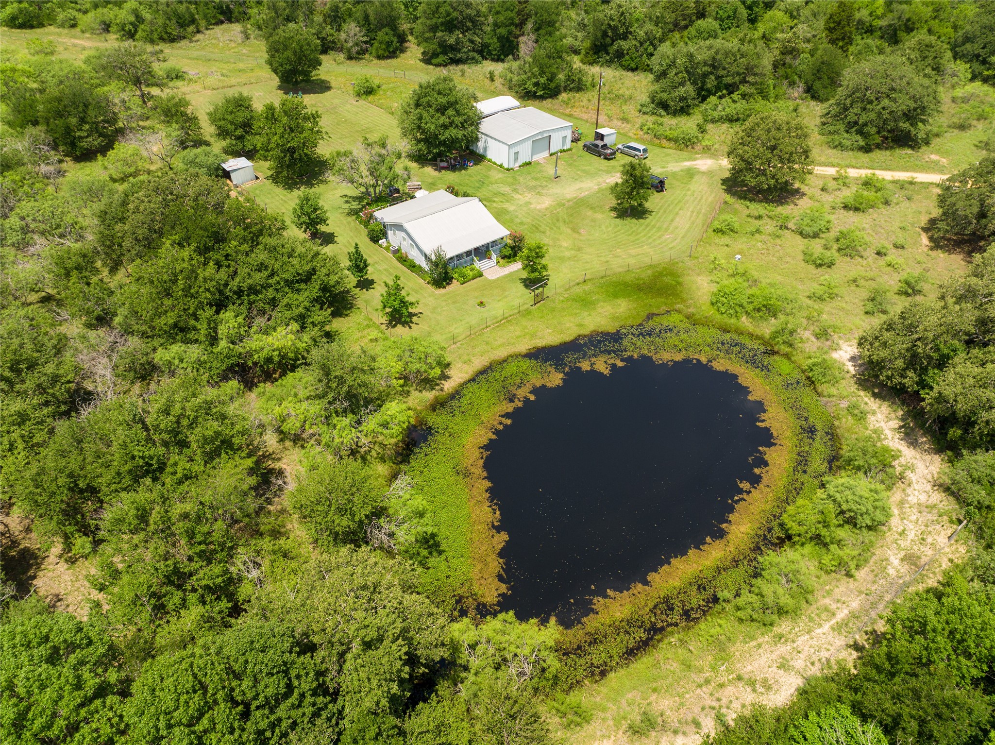 main property photo 32