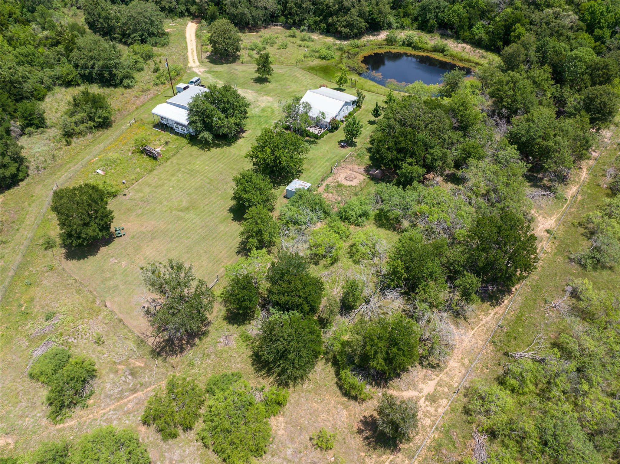main property photo 33