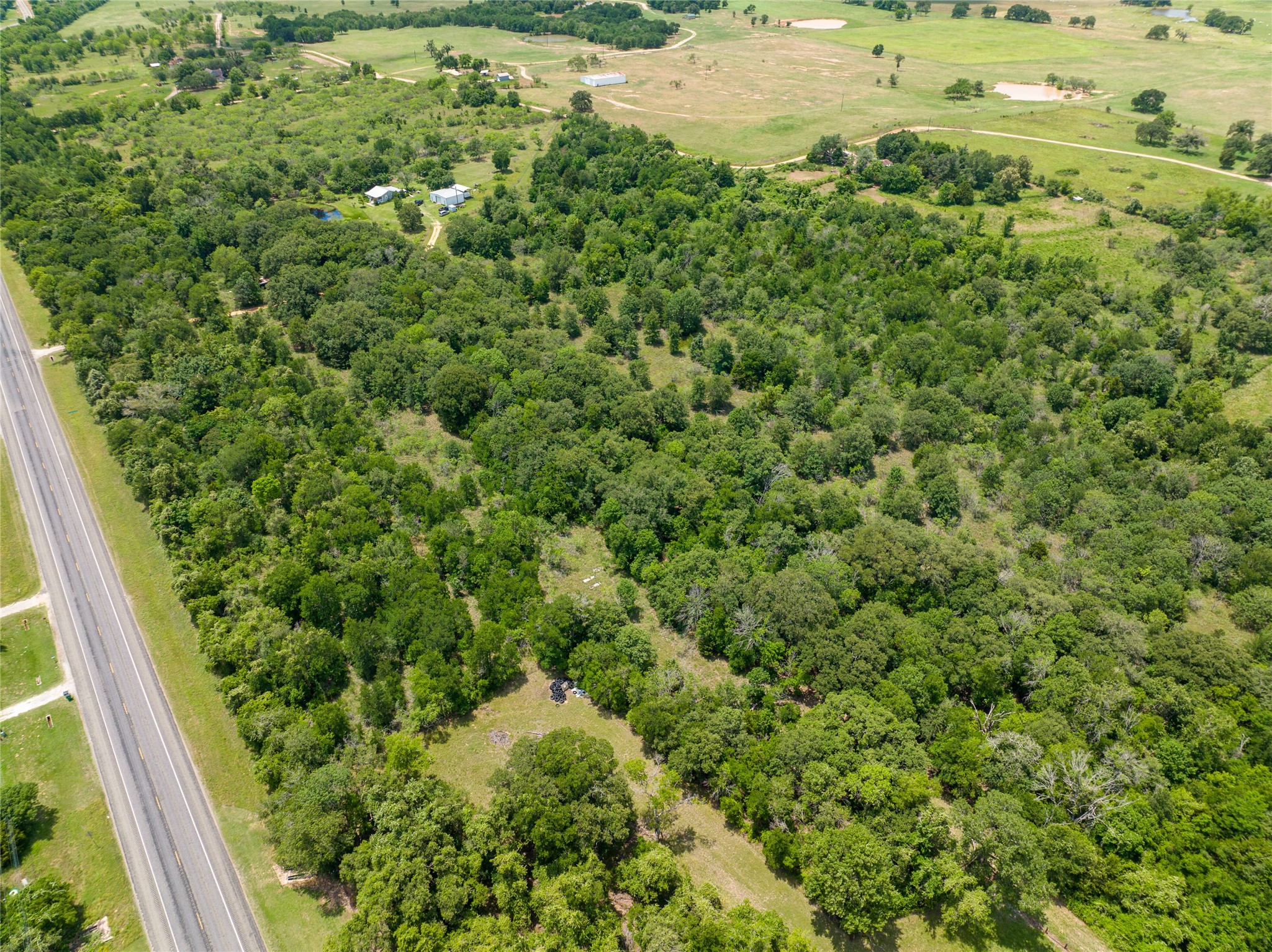 main property photo 37