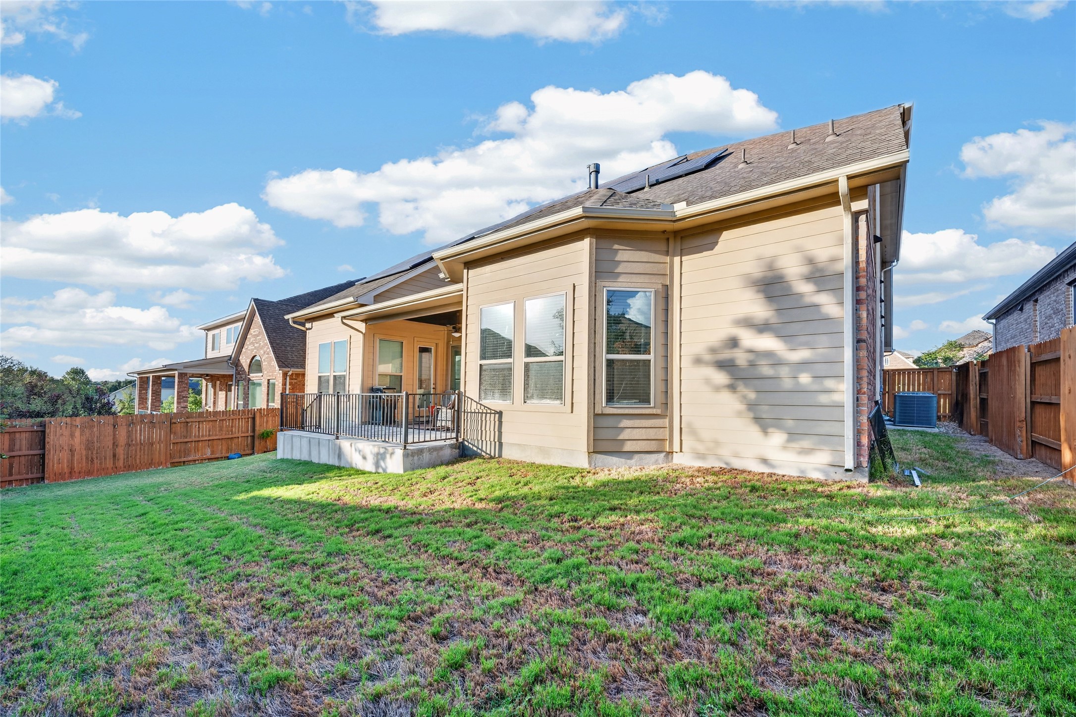 main property photo 30