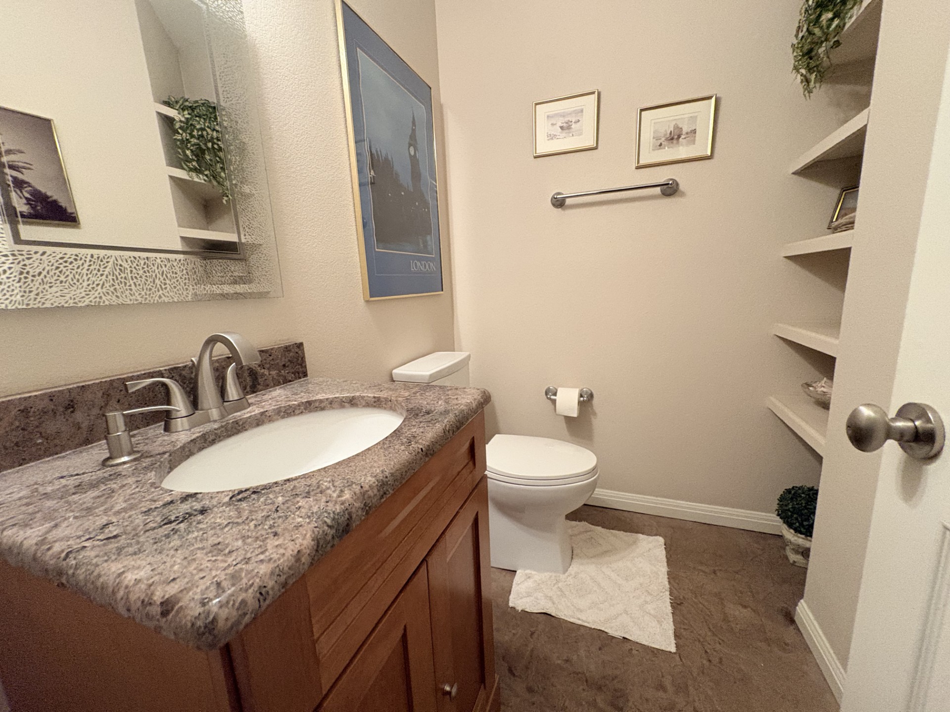 main property photo 37